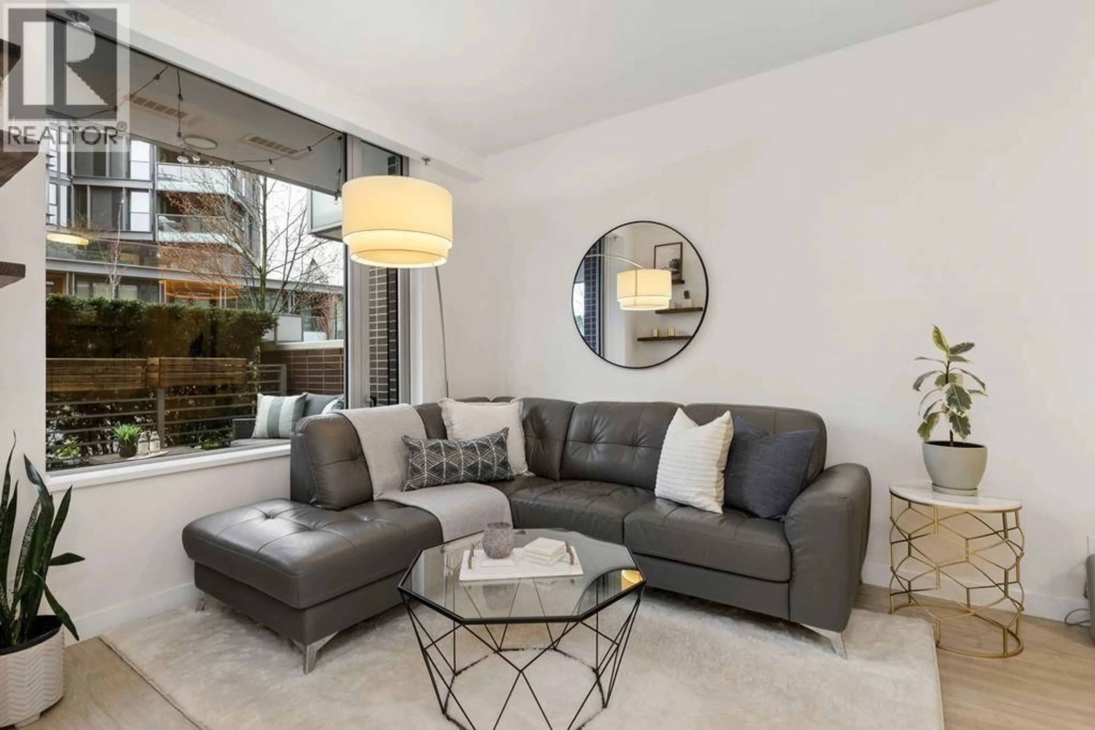 Unknown for 82 SWITCHMEN STREET, Vancouver British Columbia V6A0H2