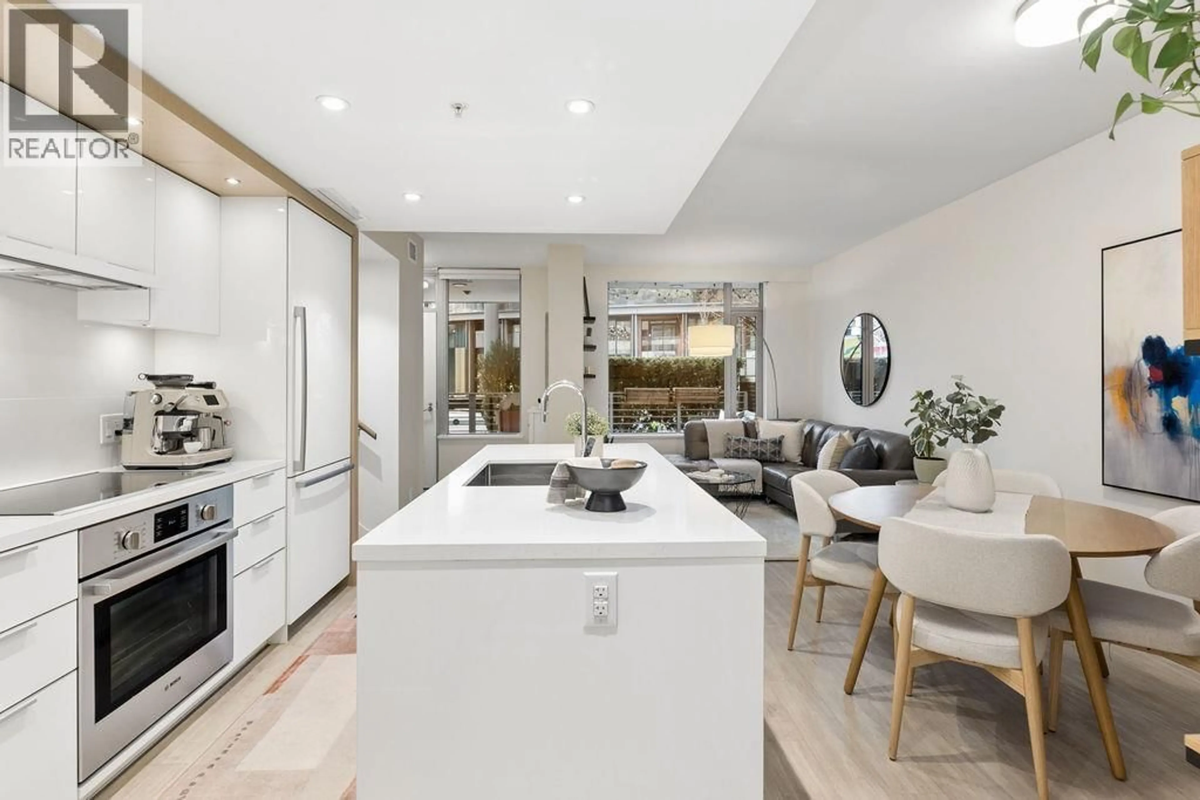 Unknown for 82 SWITCHMEN STREET, Vancouver British Columbia V6A0H2