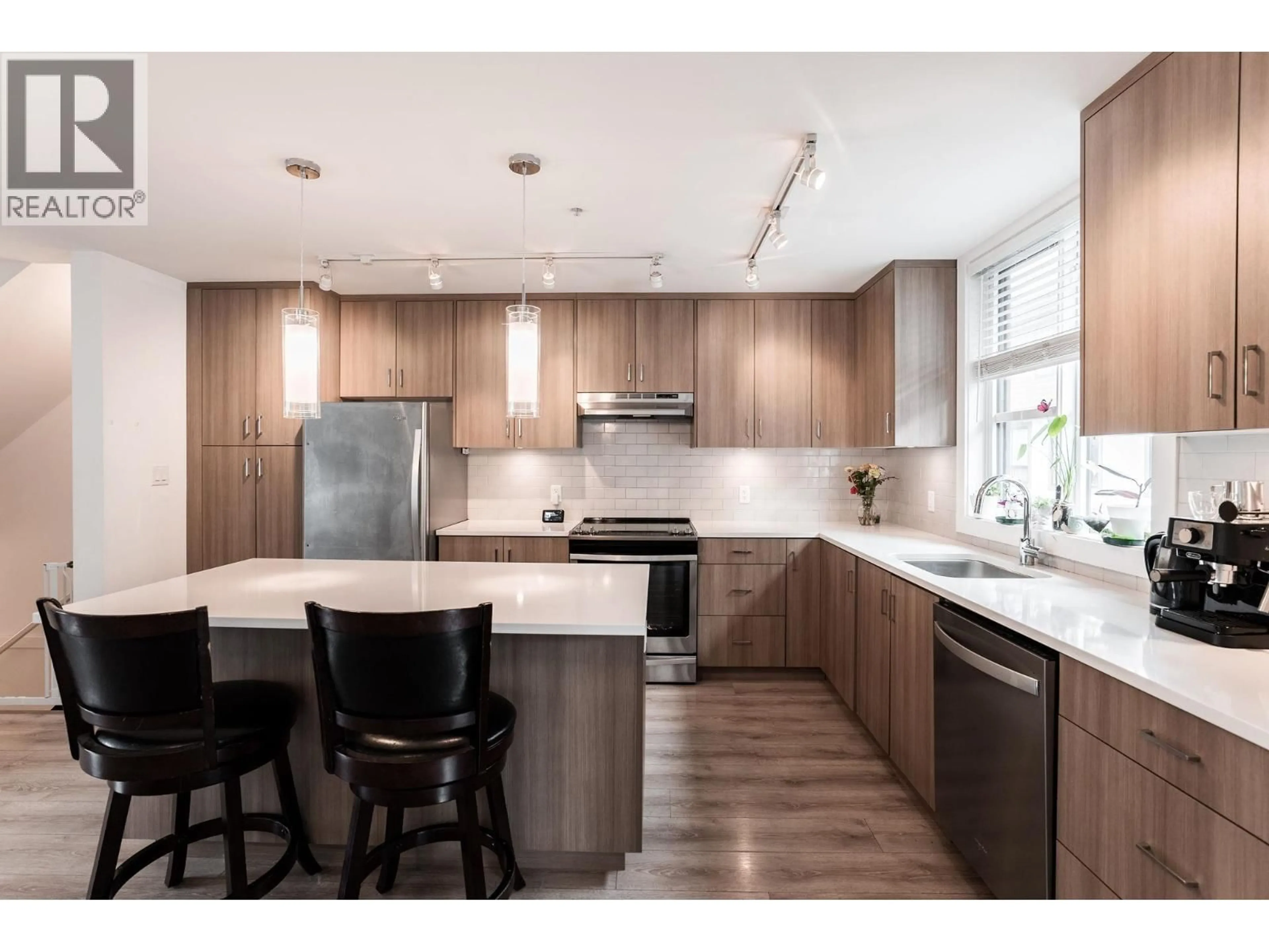 Unknown for 65 - 39769 GOVERNMENT ROAD, Squamish British Columbia V8B0Z1