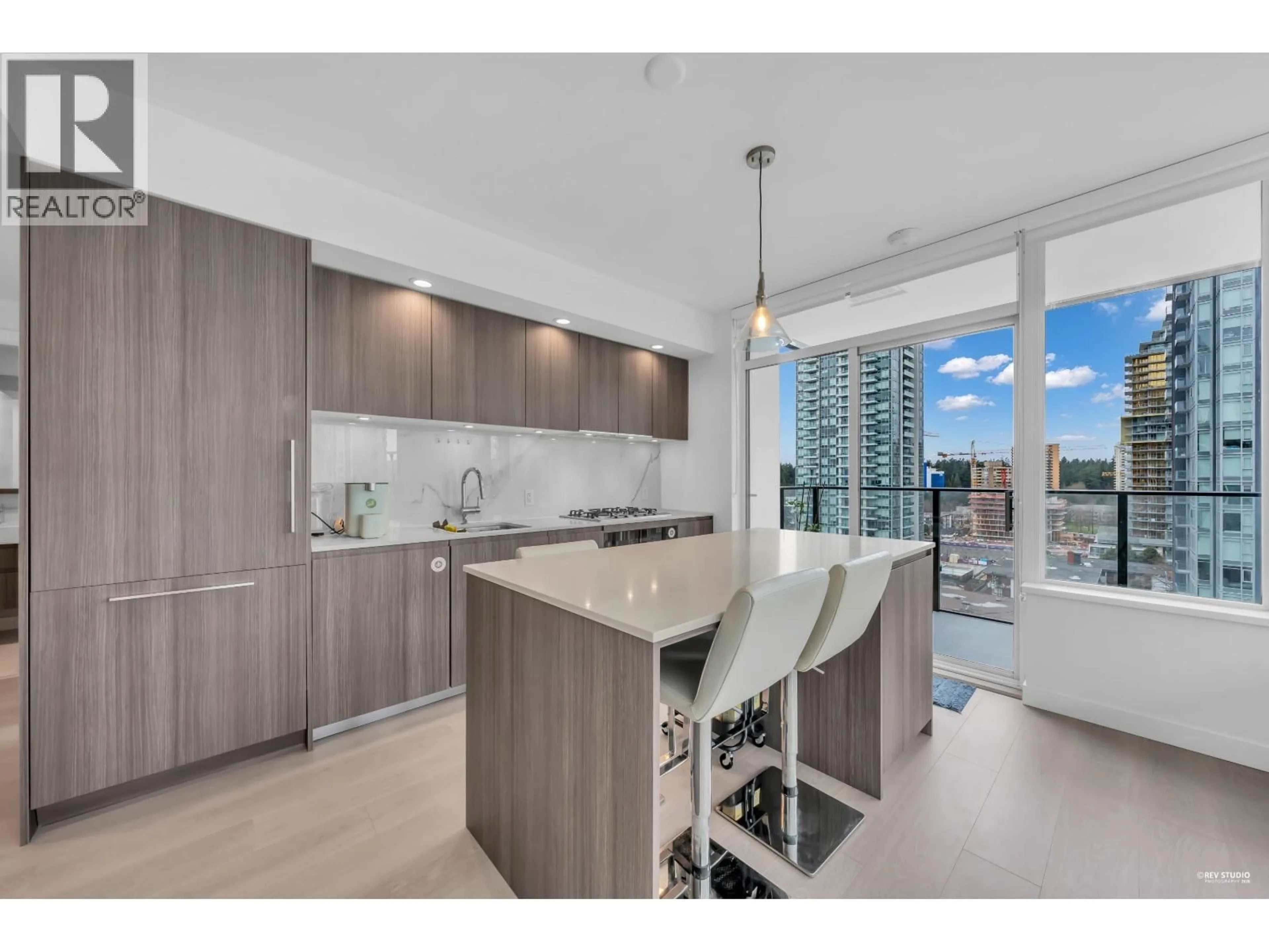 Unknown for 909 - 6537 TELFORD AVENUE, Burnaby British Columbia V5H0K9