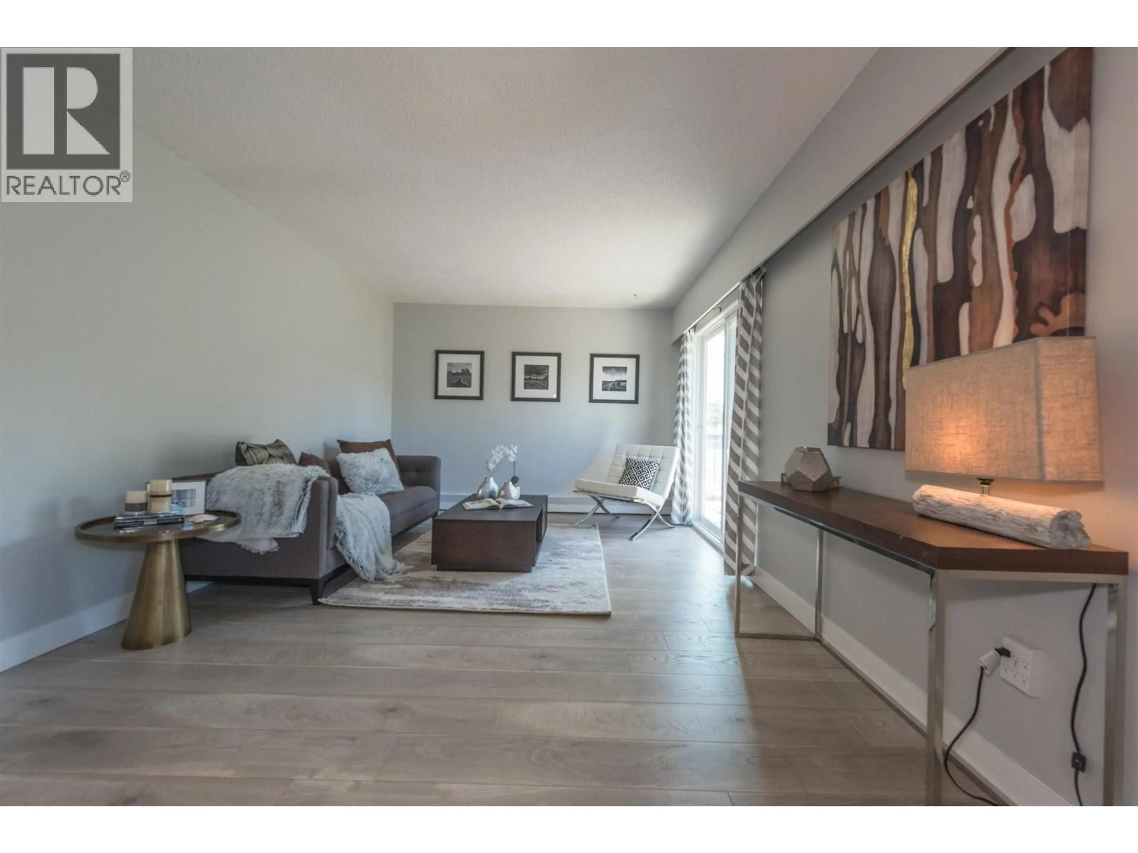 Living room with furniture, unknown for 405 - 711 6TH AVENUE, Vancouver British Columbia V5T1L7