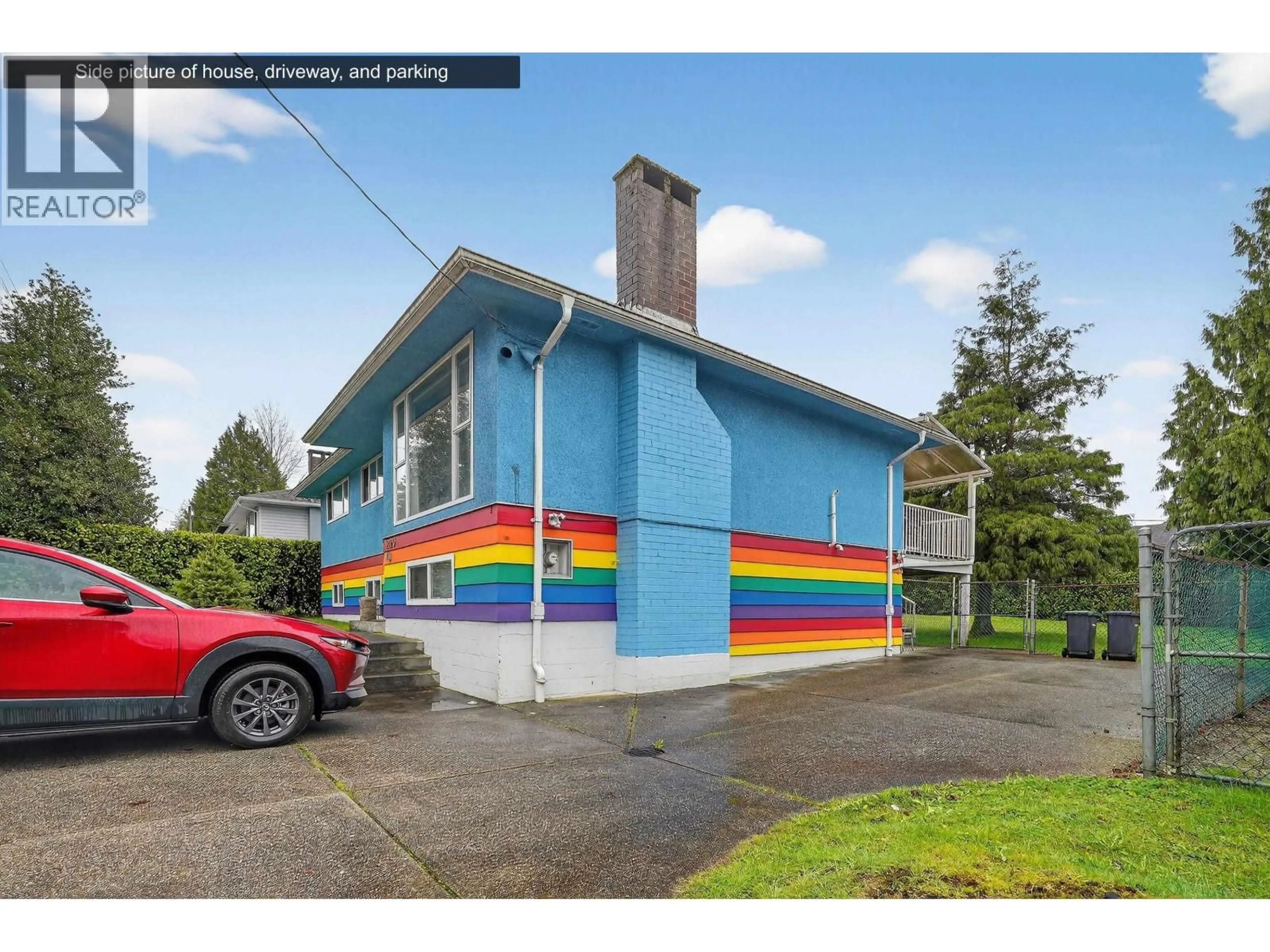 A pic from outside/outdoor area/front of a property/back of a property/a pic from drone, street for 2120 COMO LAKE AVENUE, Coquitlam British Columbia V3J3R5