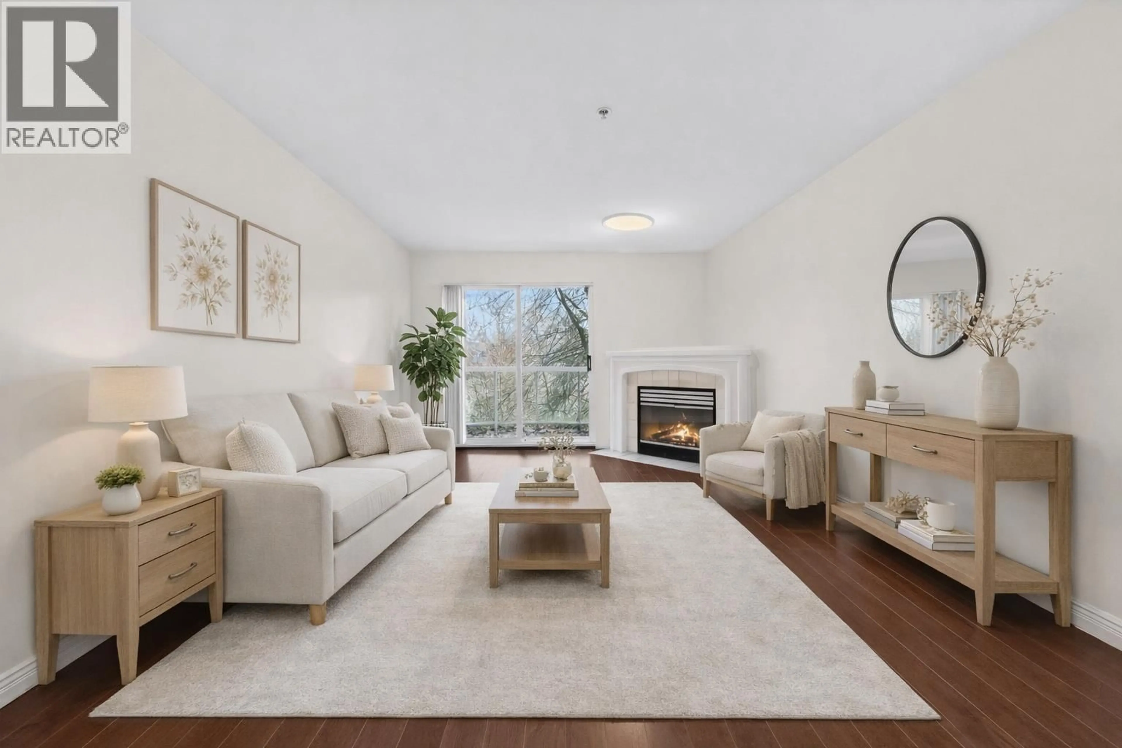 Living room with furniture, unknown for 405 - 2615 JANE STREET, Port Coquitlam British Columbia V3C3K3