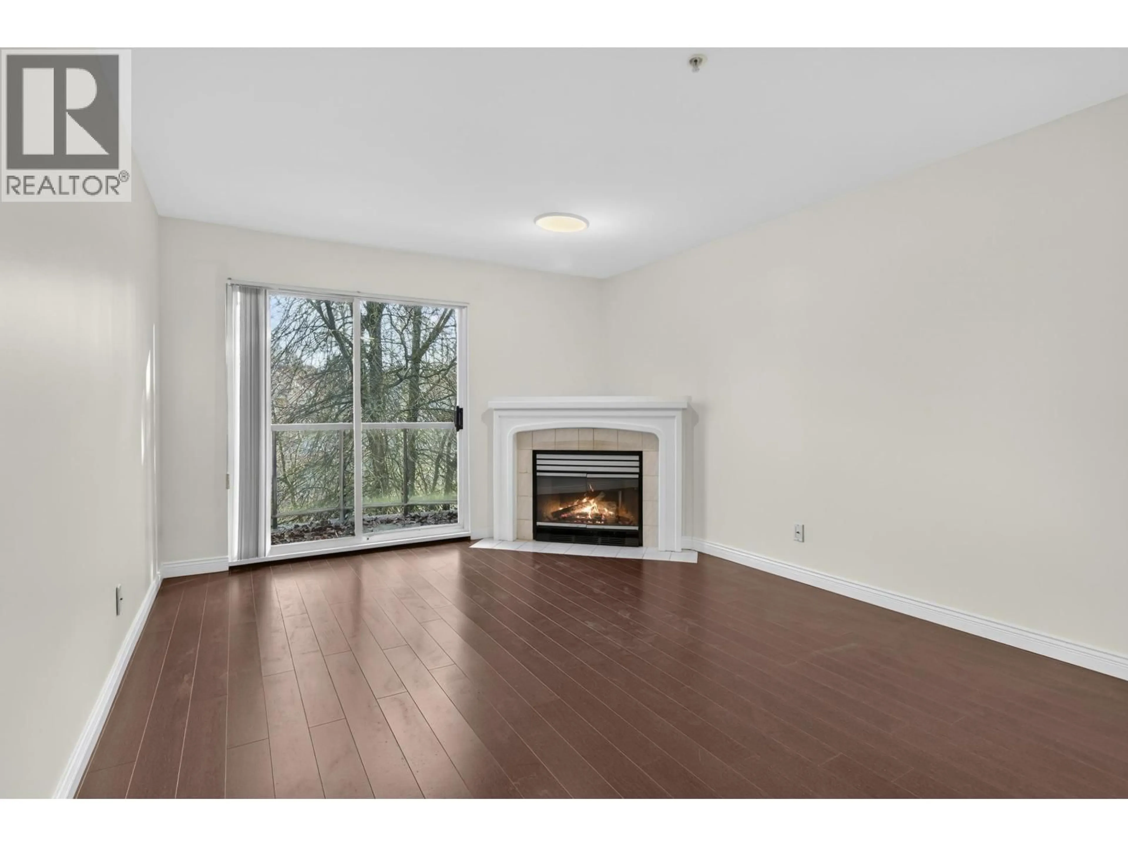 A pic of a room for 405 - 2615 JANE STREET, Port Coquitlam British Columbia V3C3K3