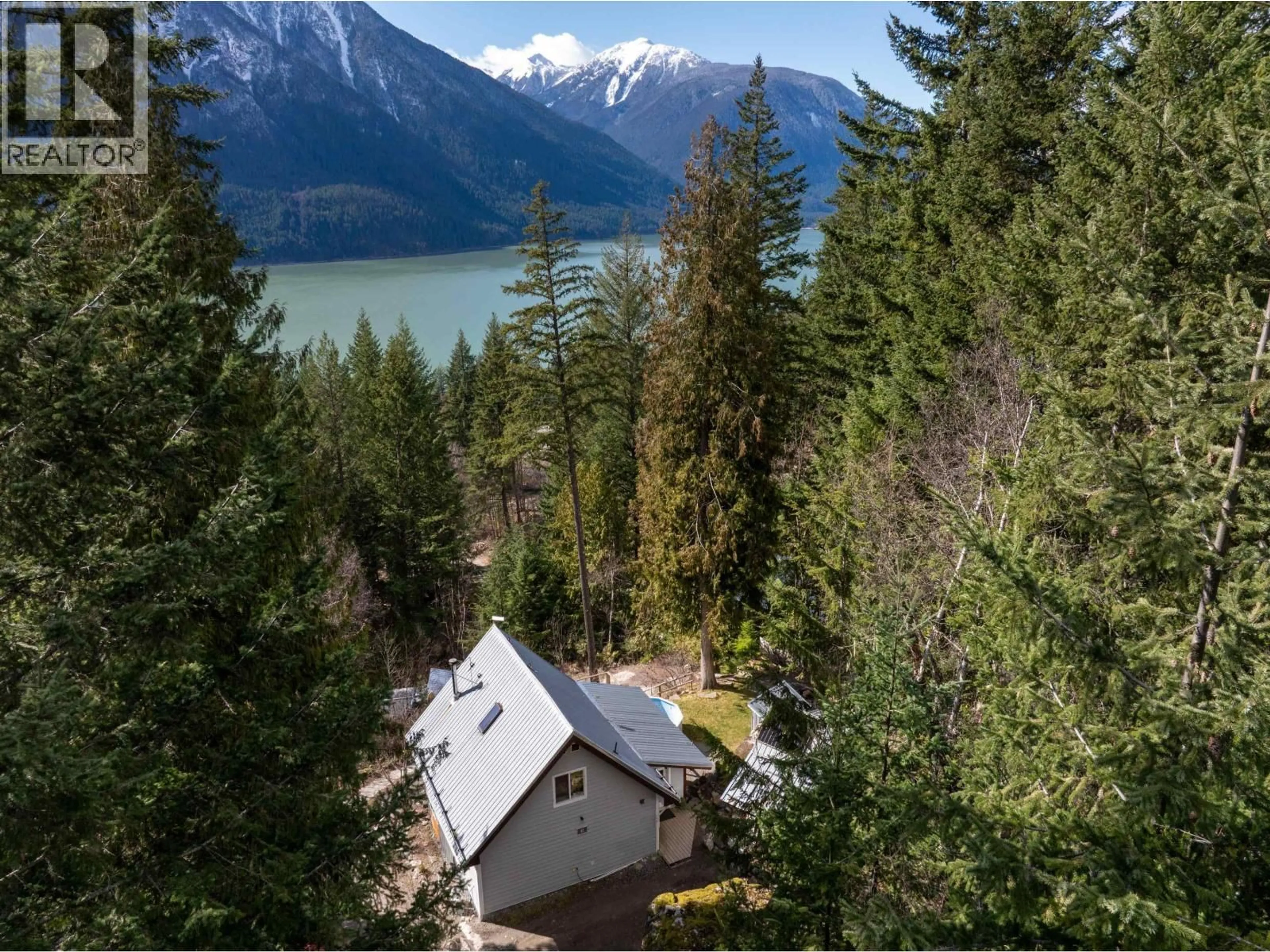 A pic from outside/outdoor area/front of a property/back of a property/a pic from drone, mountain view for 144 - 6500 IN-SHUCK-CH FOREST SERVICE ROAD, Pemberton British Columbia V8E1A9