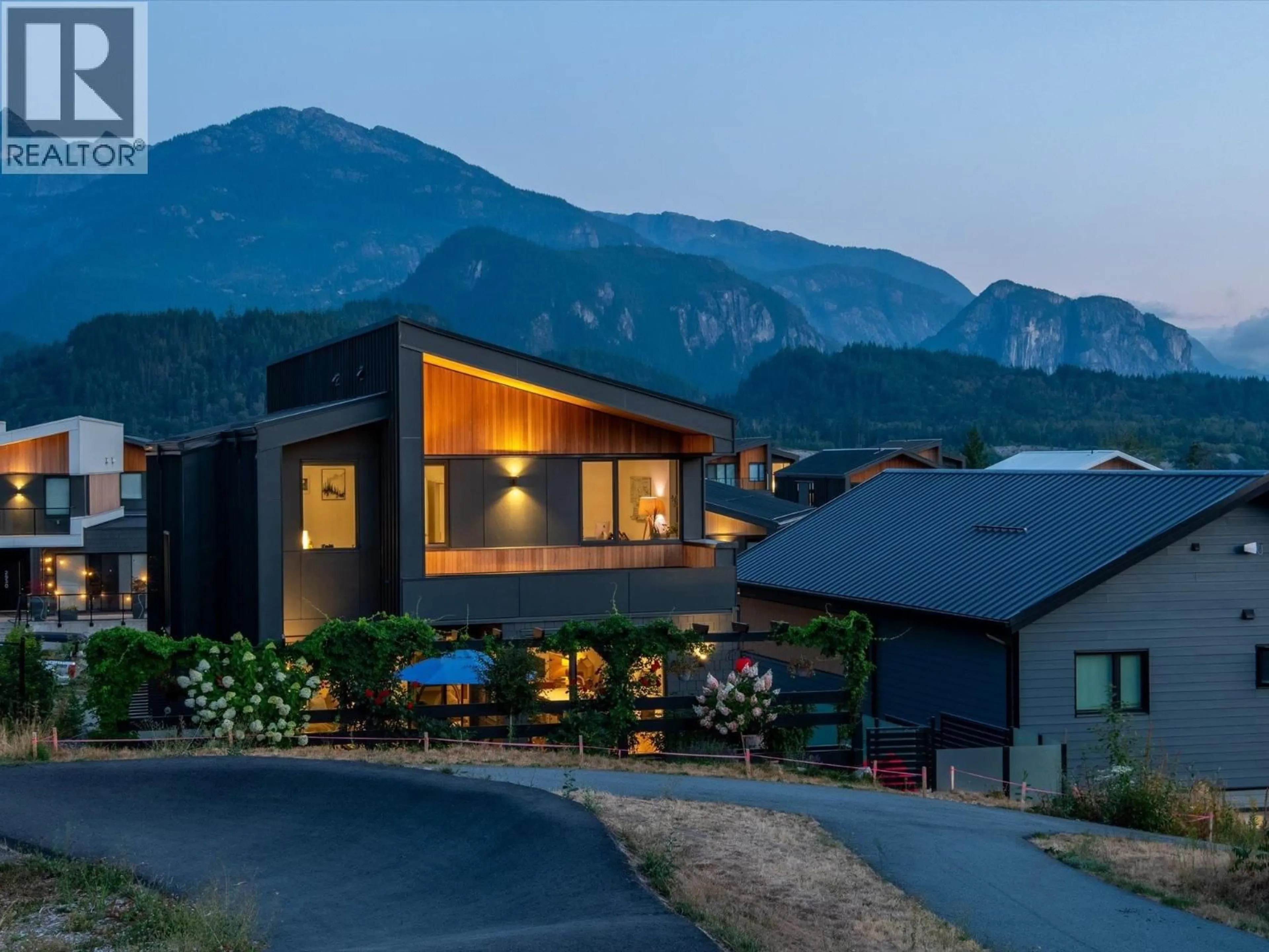 Unknown for 2929 SNOWBERRY PLACE, Squamish British Columbia V8B1B1