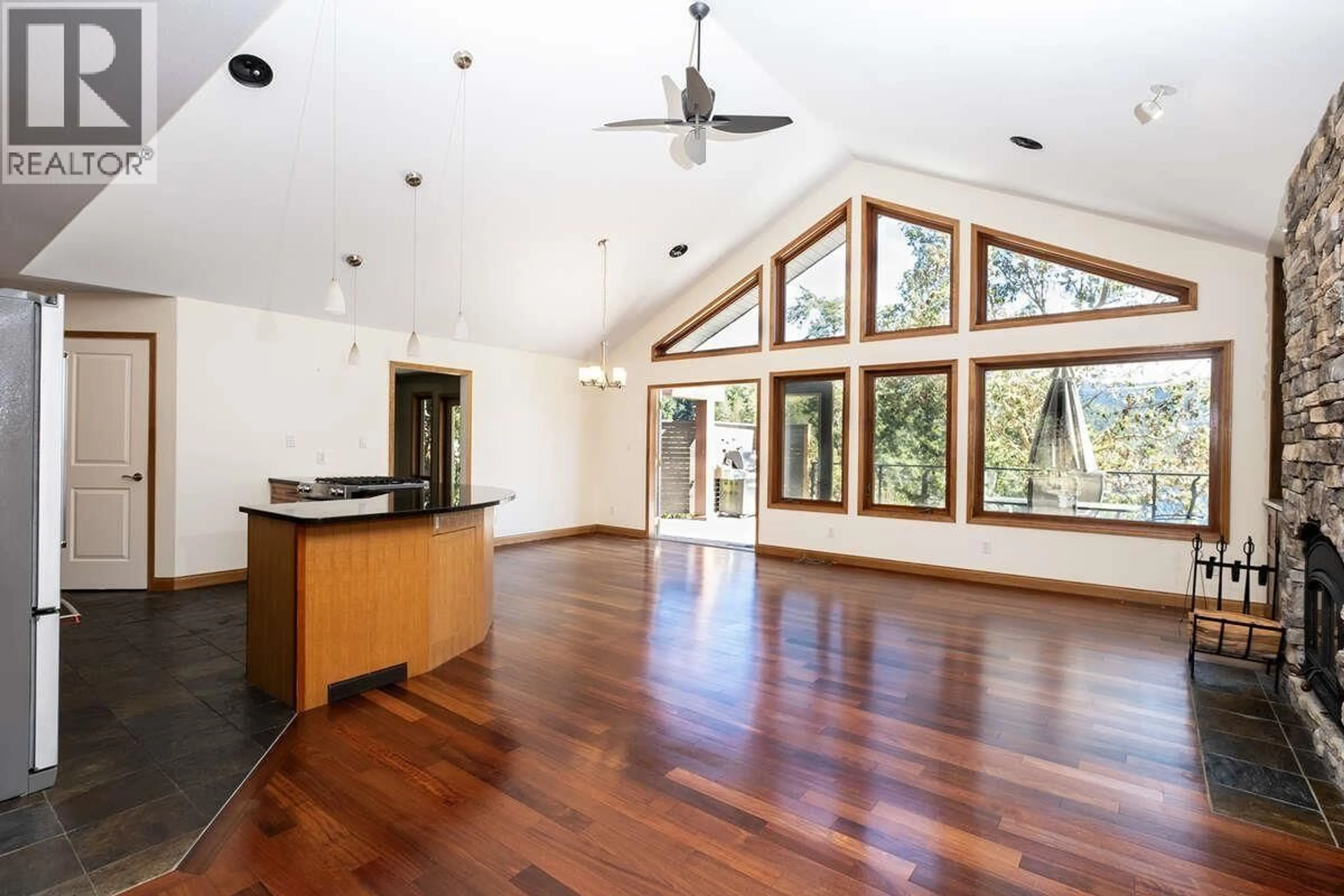 Open concept kitchen, wood/laminate floor for 22 - 4622 SINCLAIR BAY ROAD, Garden Bay British Columbia V0N1S1