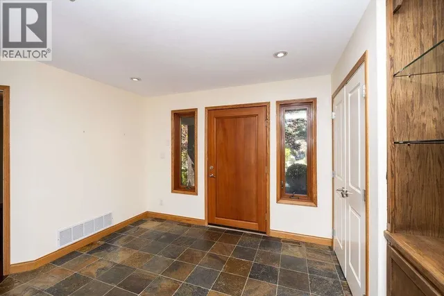 22 - 4622 SINCLAIR BAY ROAD, Garden Bay 5