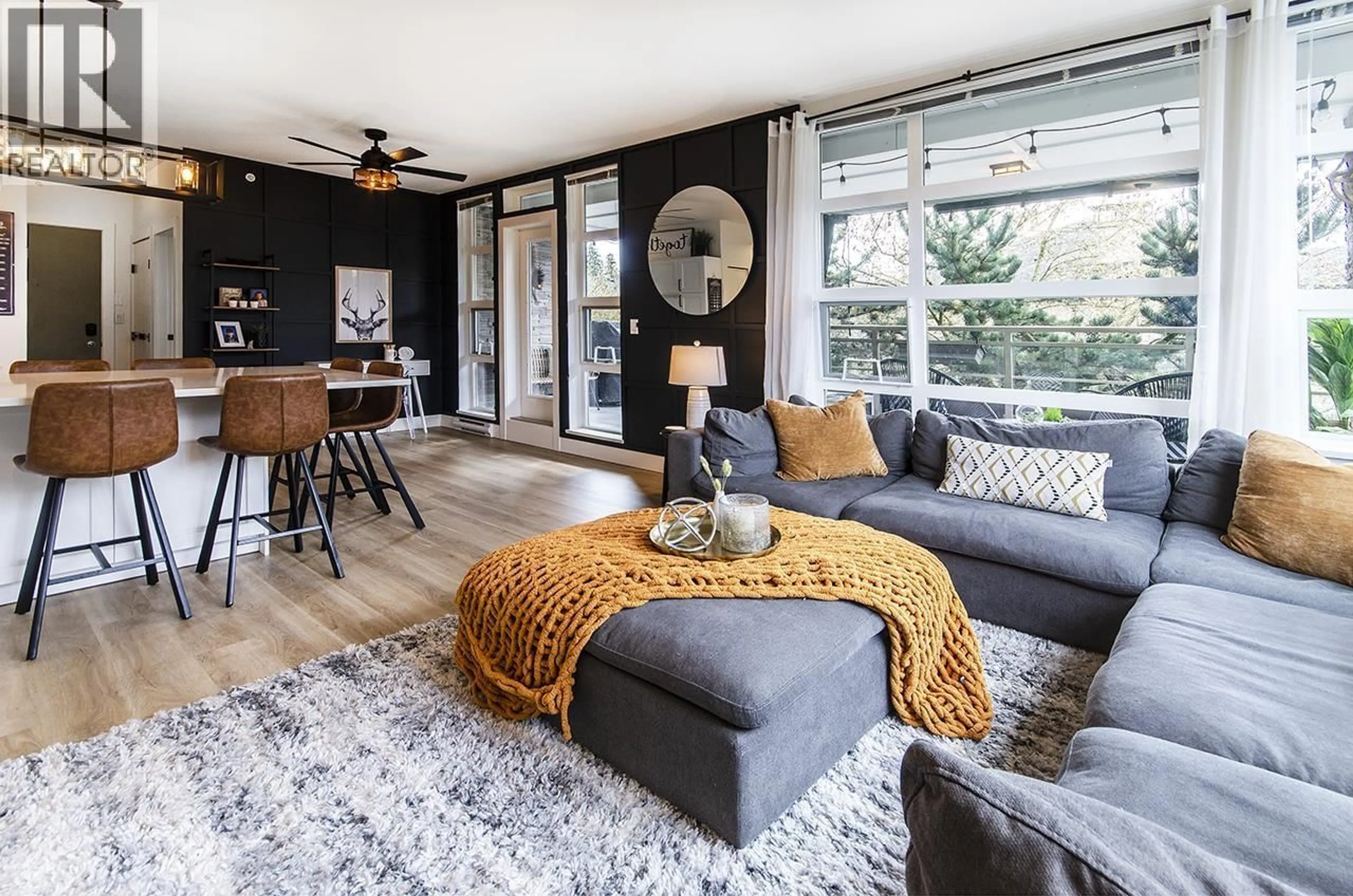 Living room with furniture, unknown for 102 - 3602 ALDERCREST DRIVE, North Vancouver British Columbia V7G0A2