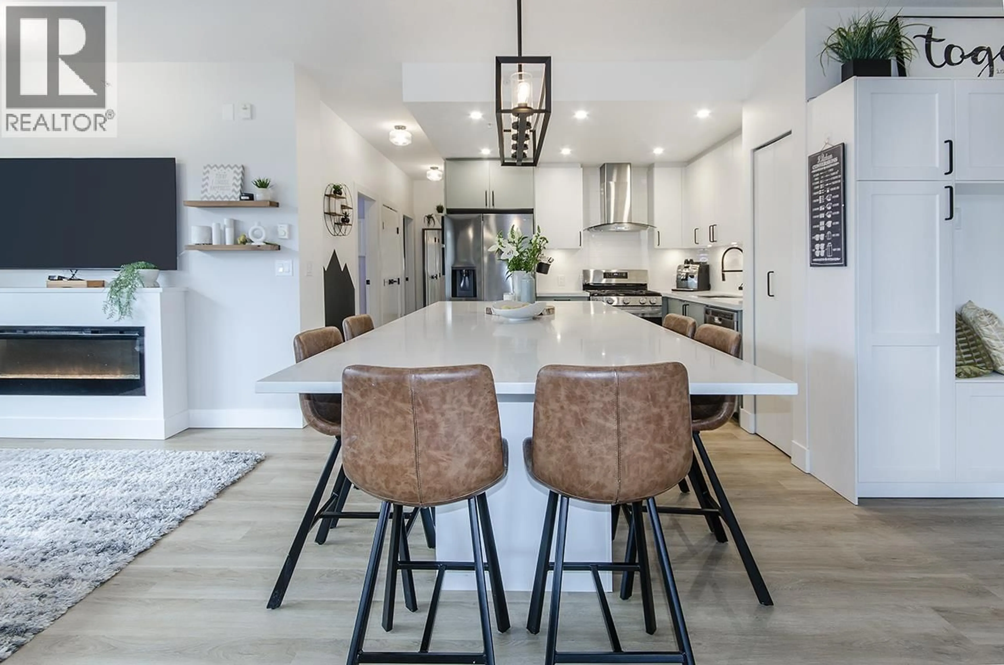 Open concept kitchen, ceramic/tile floor for 102 - 3602 ALDERCREST DRIVE, North Vancouver British Columbia V7G0A2