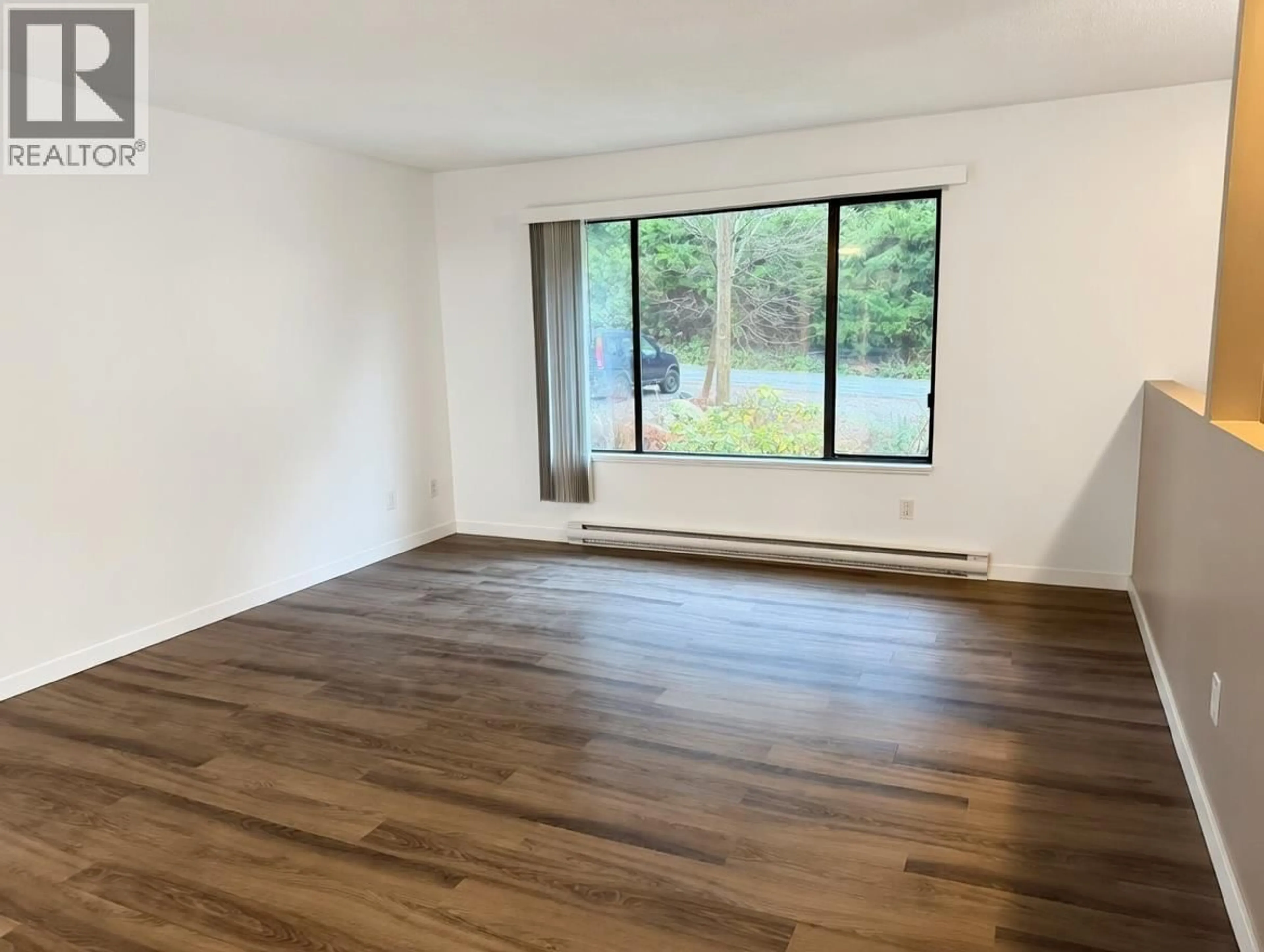 A pic of a room for 811 REED ROAD, Gibsons British Columbia V0N1V7