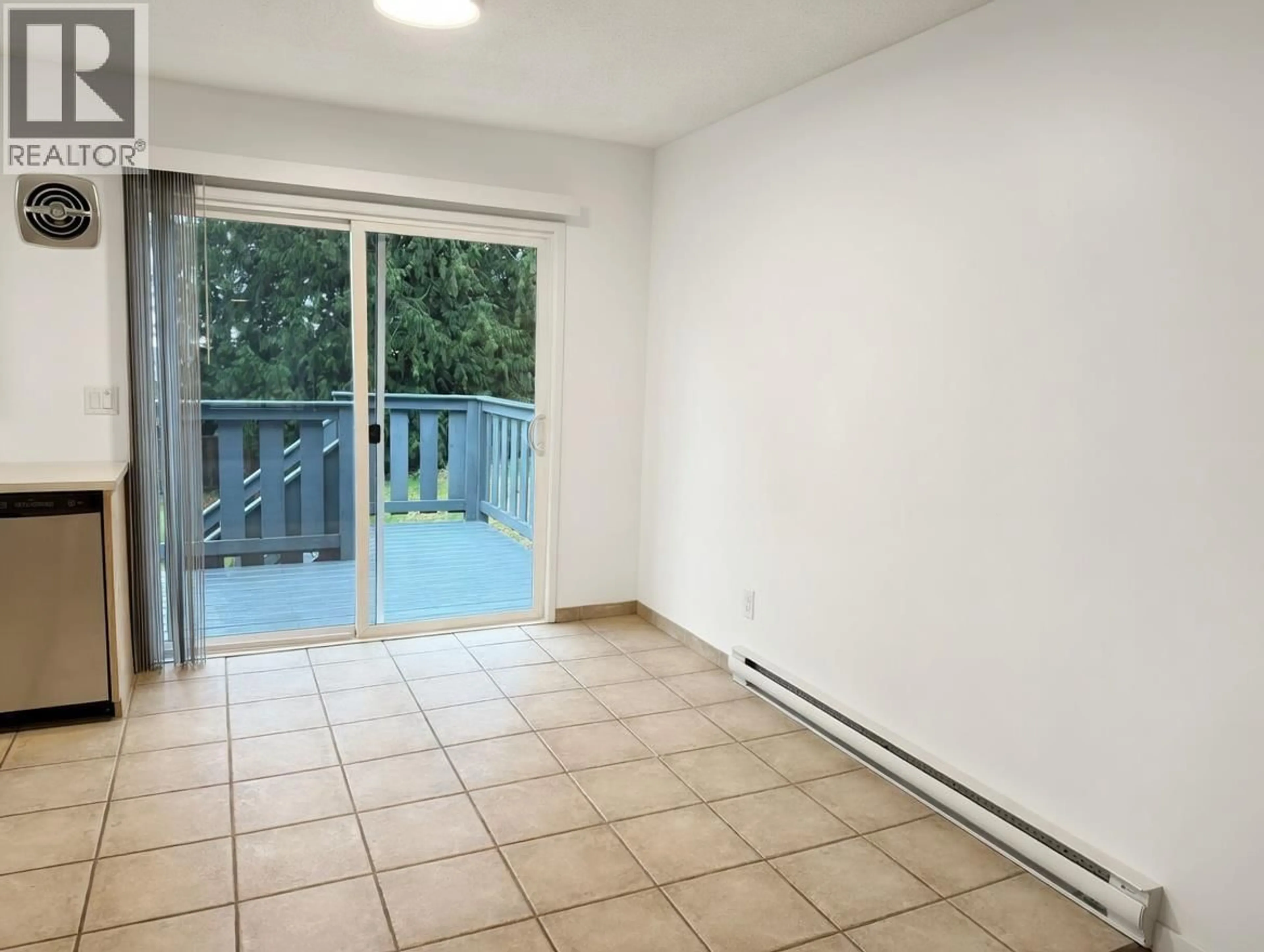 A pic of a room for 811 REED ROAD, Gibsons British Columbia V0N1V7