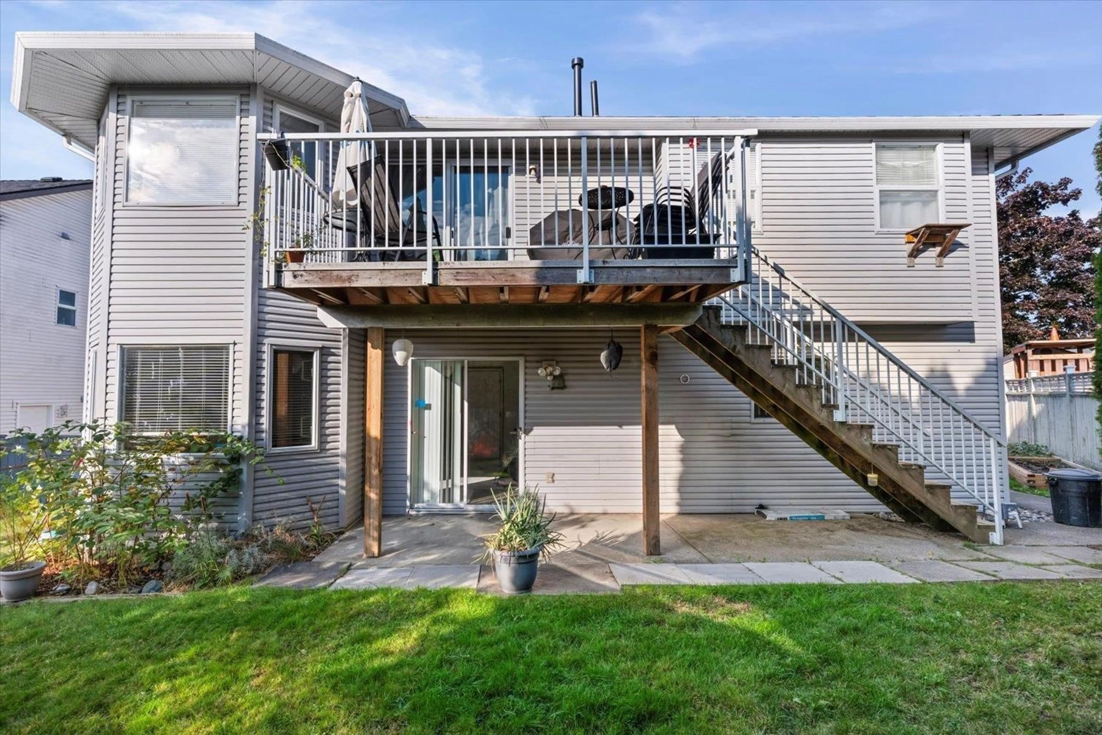 Patio, unknown for 3236 MALLARD STREET, Abbotsford British Columbia V2T5J5