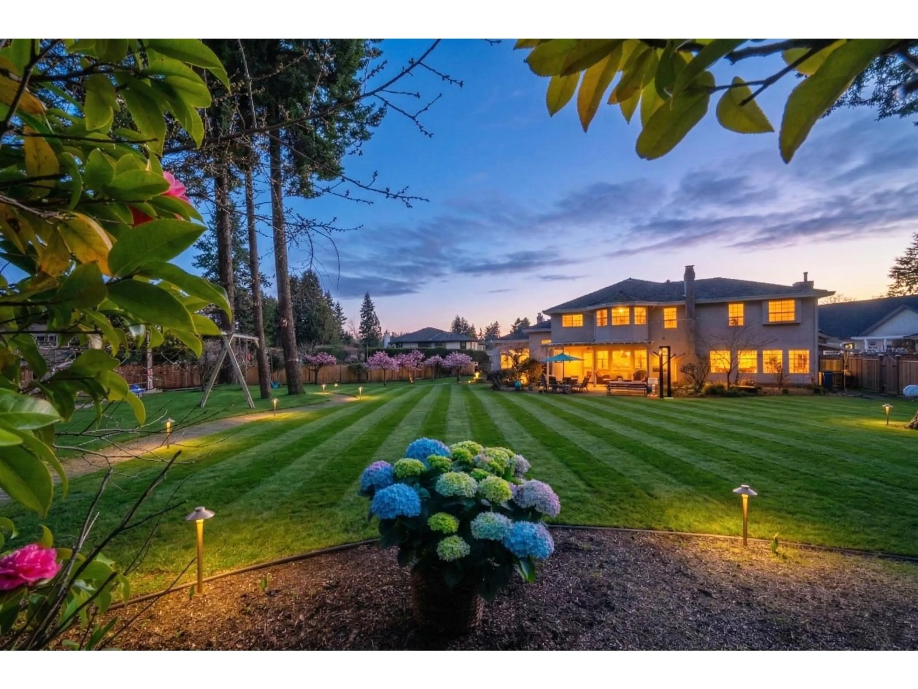 A pic from outside/outdoor area/front of a property/back of a property/a pic from drone, mountain view for 5778 125A STREET, Surrey British Columbia V3X3G8