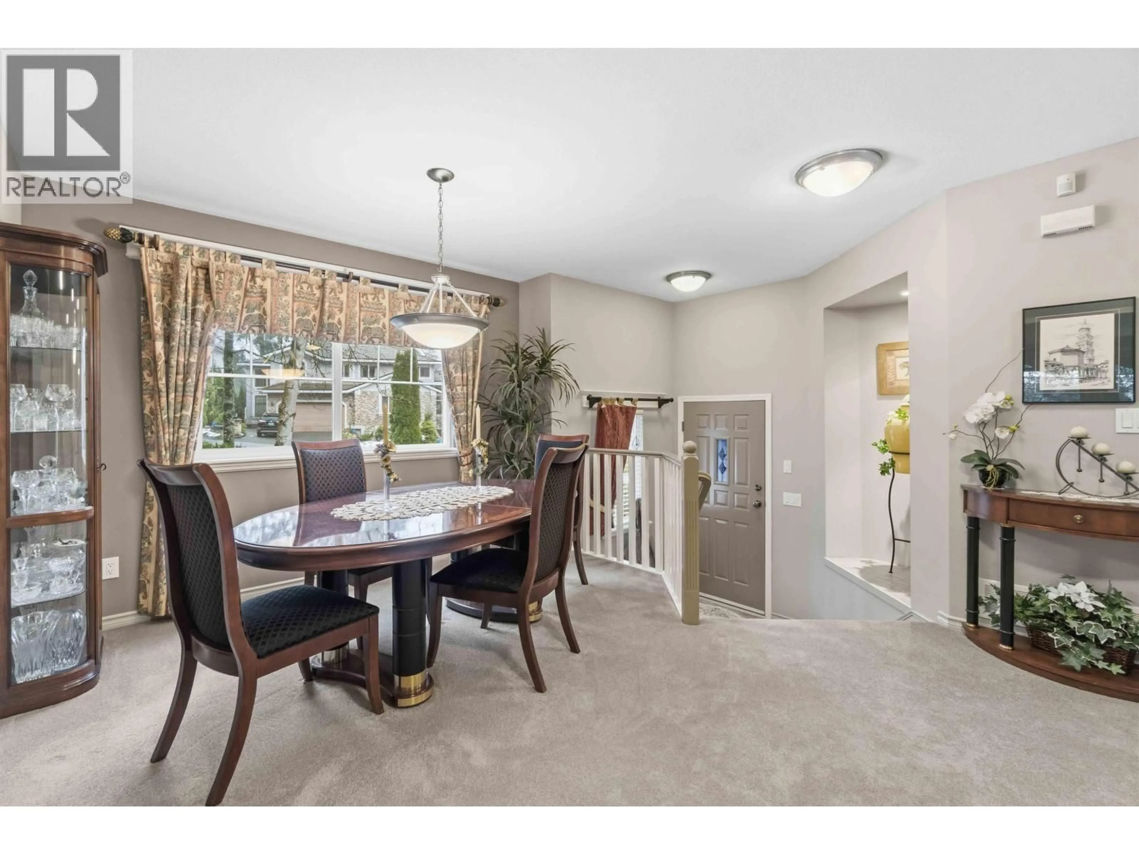 Dining room, unknown for 1 - 3300 PLATEAU BOULEVARD, Coquitlam British Columbia V3E3L6