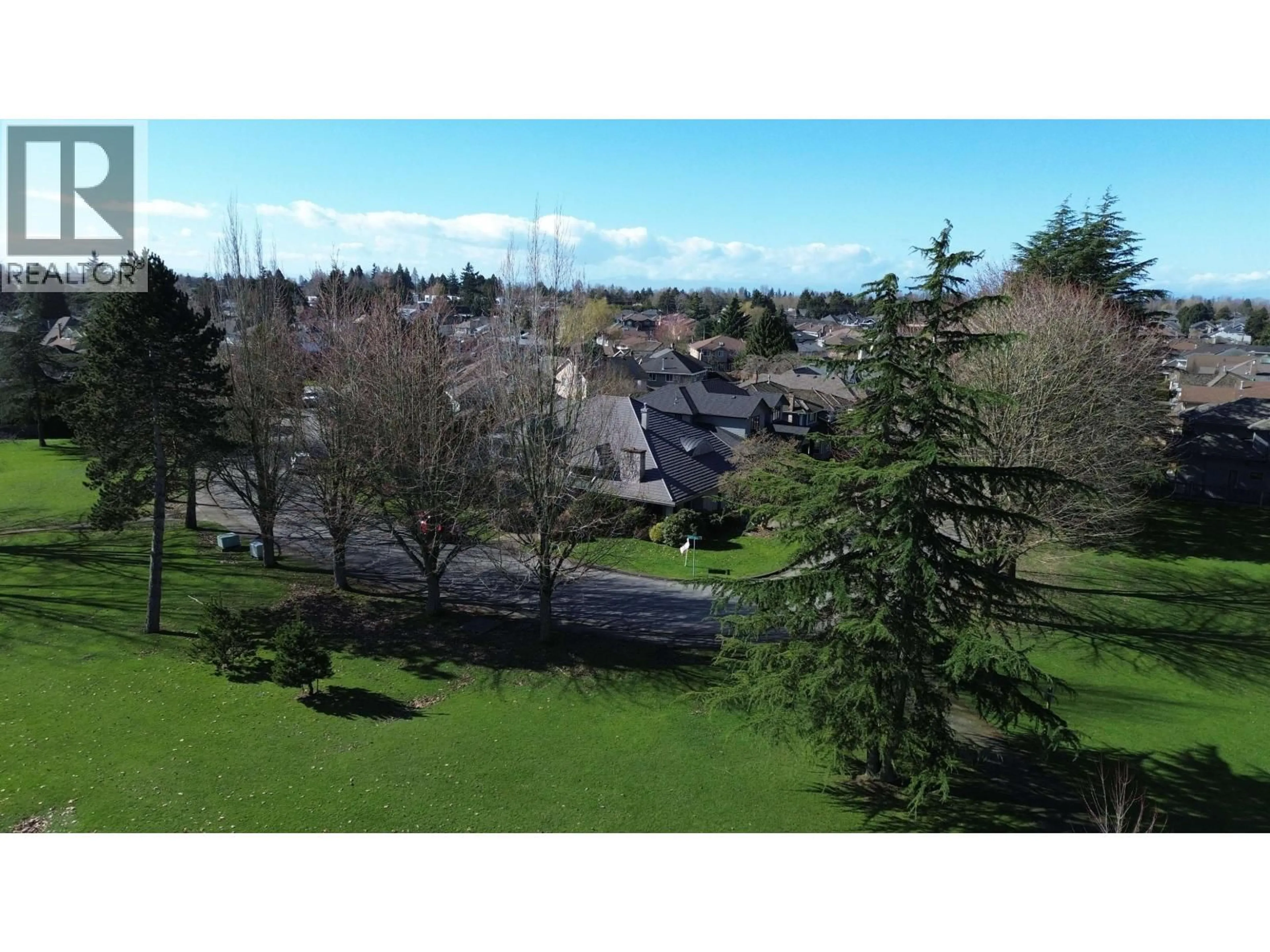 A pic from outside/outdoor area/front of a property/back of a property/a pic from drone, mountain view for 7215 FROBISHER DRIVE, Richmond British Columbia V7C4P8