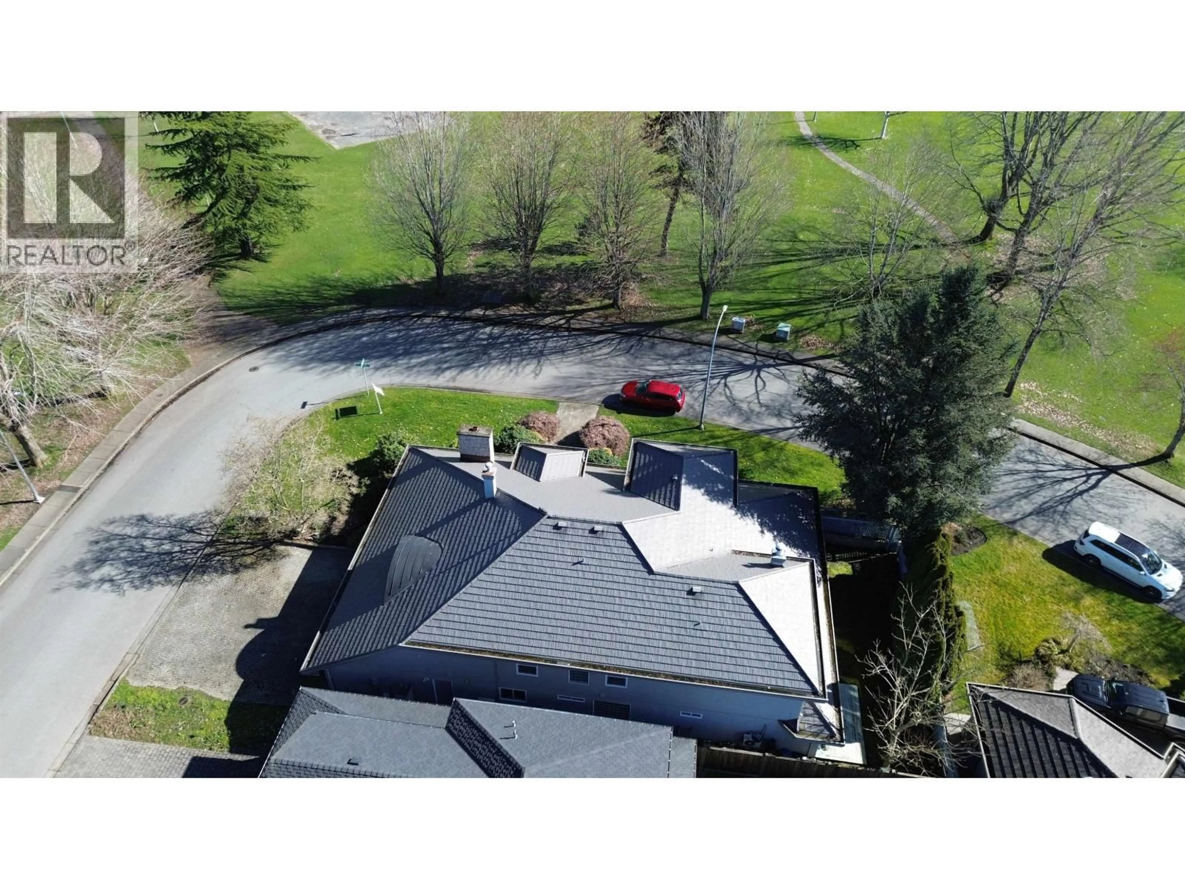 A pic from outside/outdoor area/front of a property/back of a property/a pic from drone, street for 7215 FROBISHER DRIVE, Richmond British Columbia V7C4P8