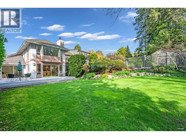 1006 SINCLAIR STREET, West Vancouver 4