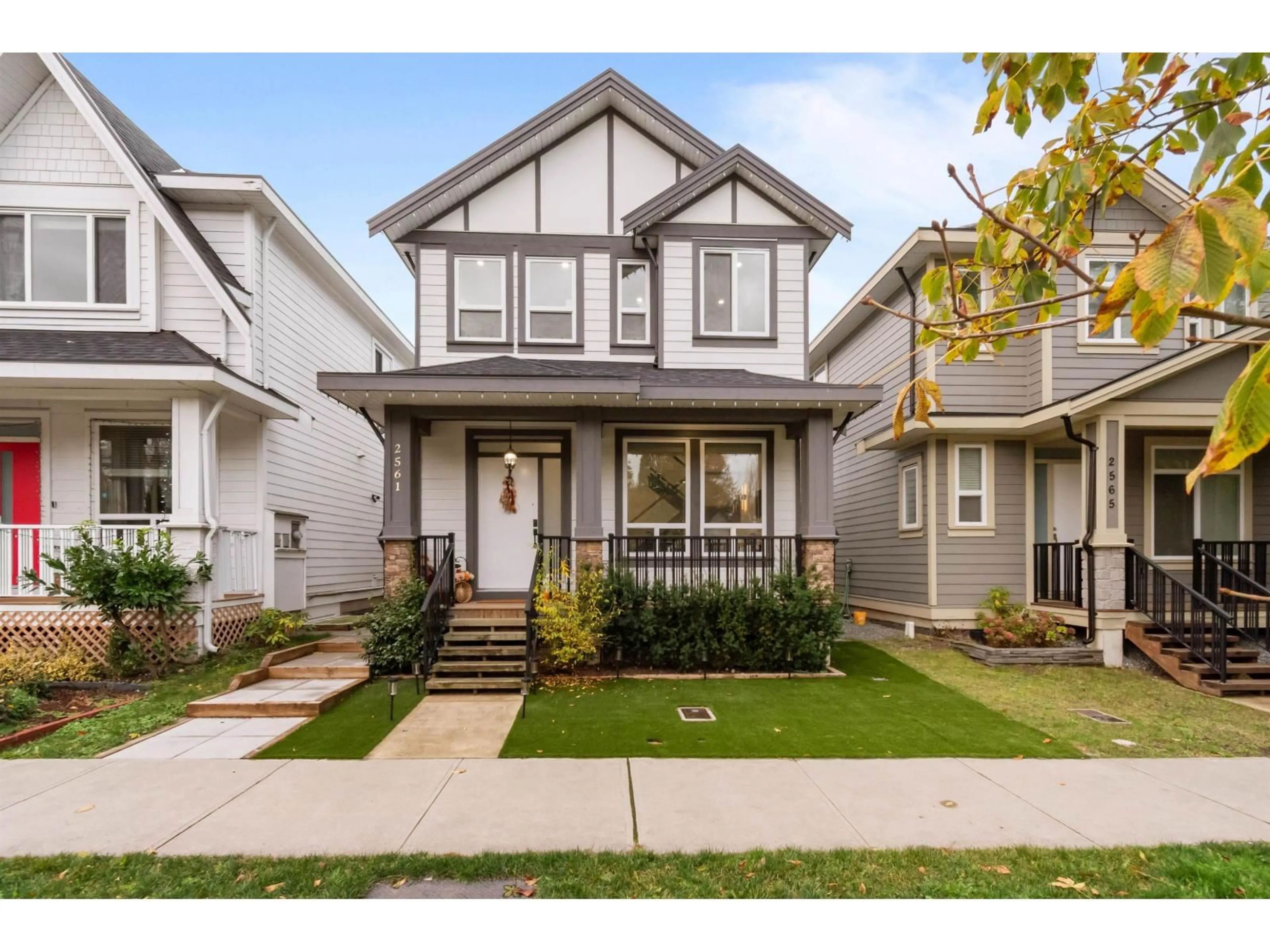 Home with vinyl exterior material, street for 2561 168 STREET, Surrey British Columbia V3Z0A7