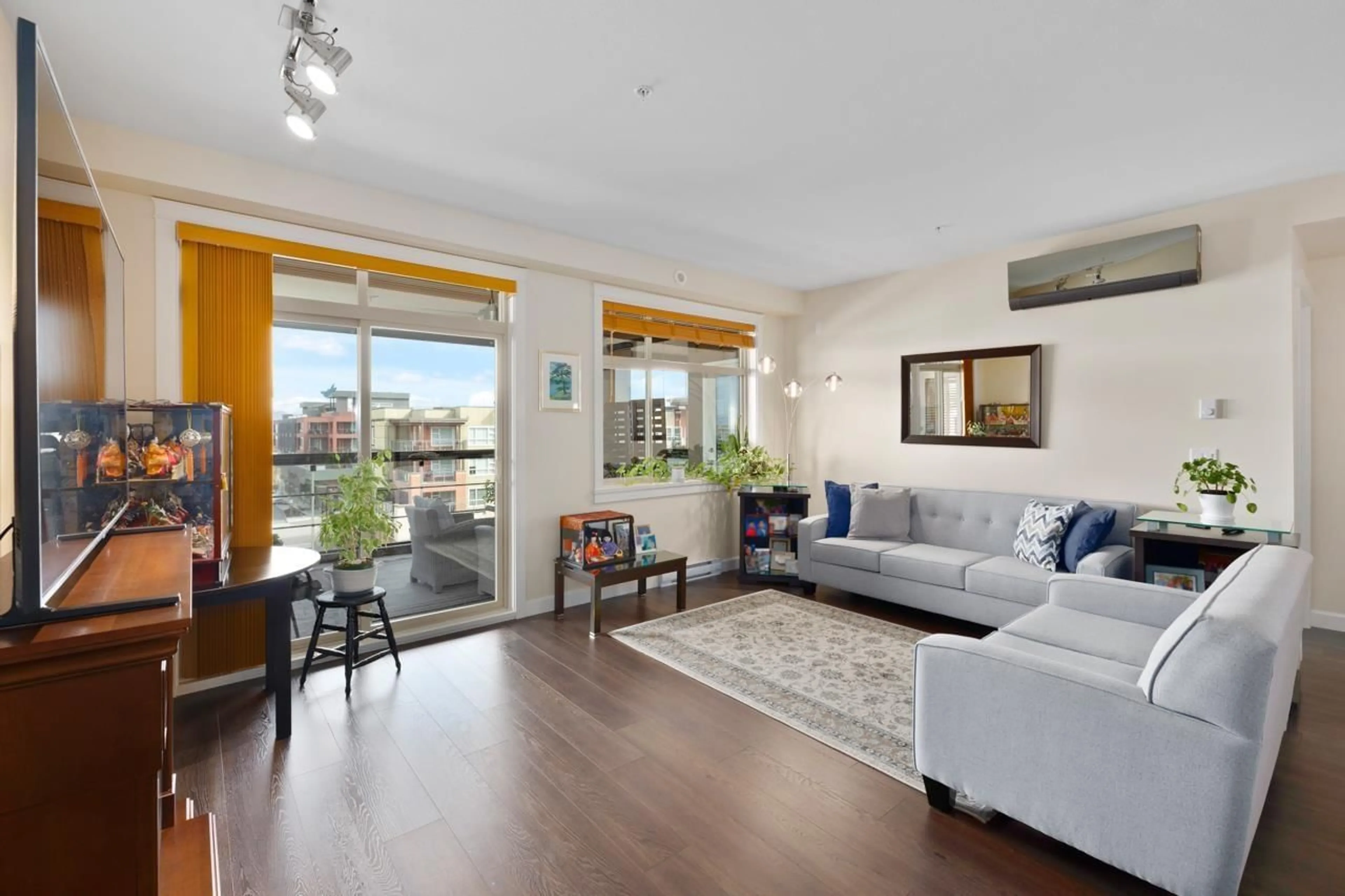 Living room with furniture, unknown for A510 - 20716 WILLOUGHBY TOWN CENTRE DRIVE, Langley British Columbia V2Y3J7