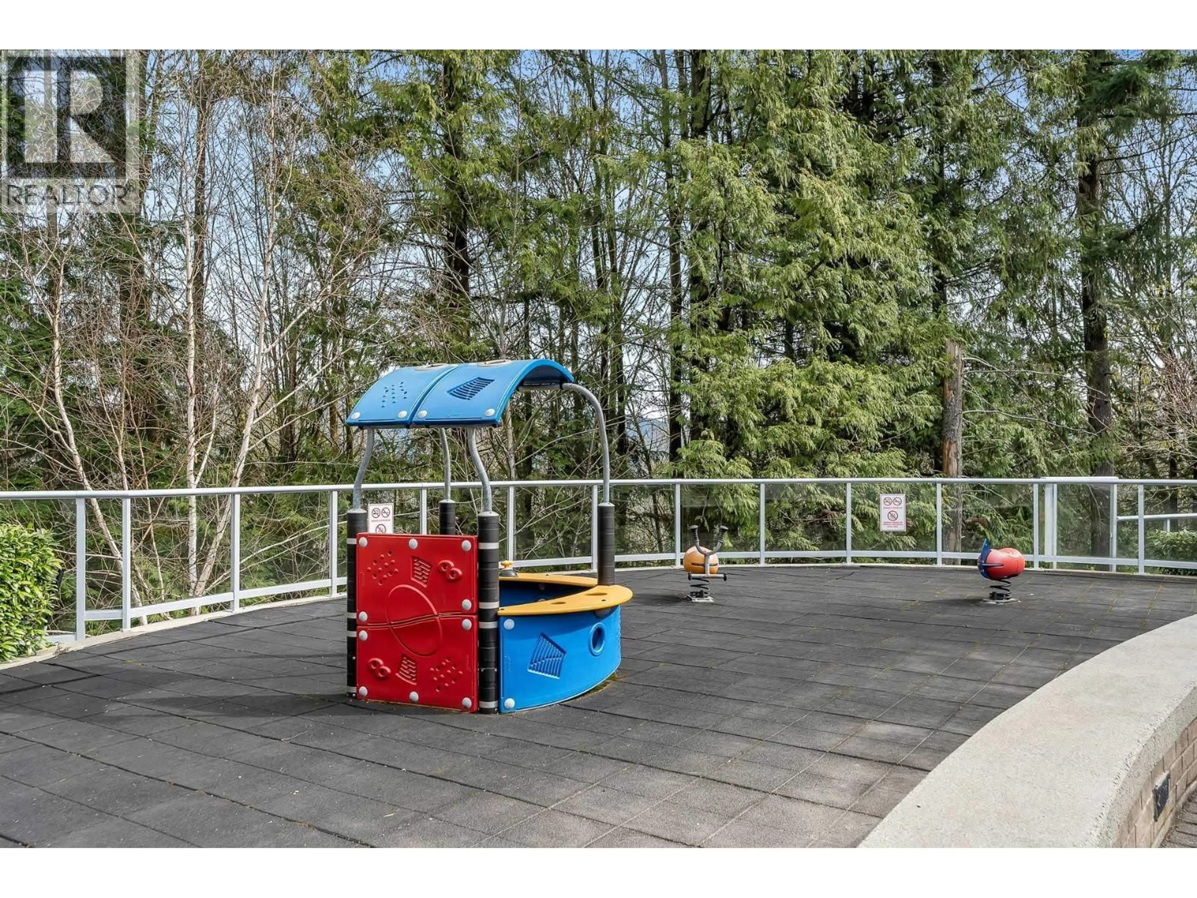 Unknown for 303 - 9262 UNIVERSITY CRESCENT, Burnaby British Columbia V5A0A4