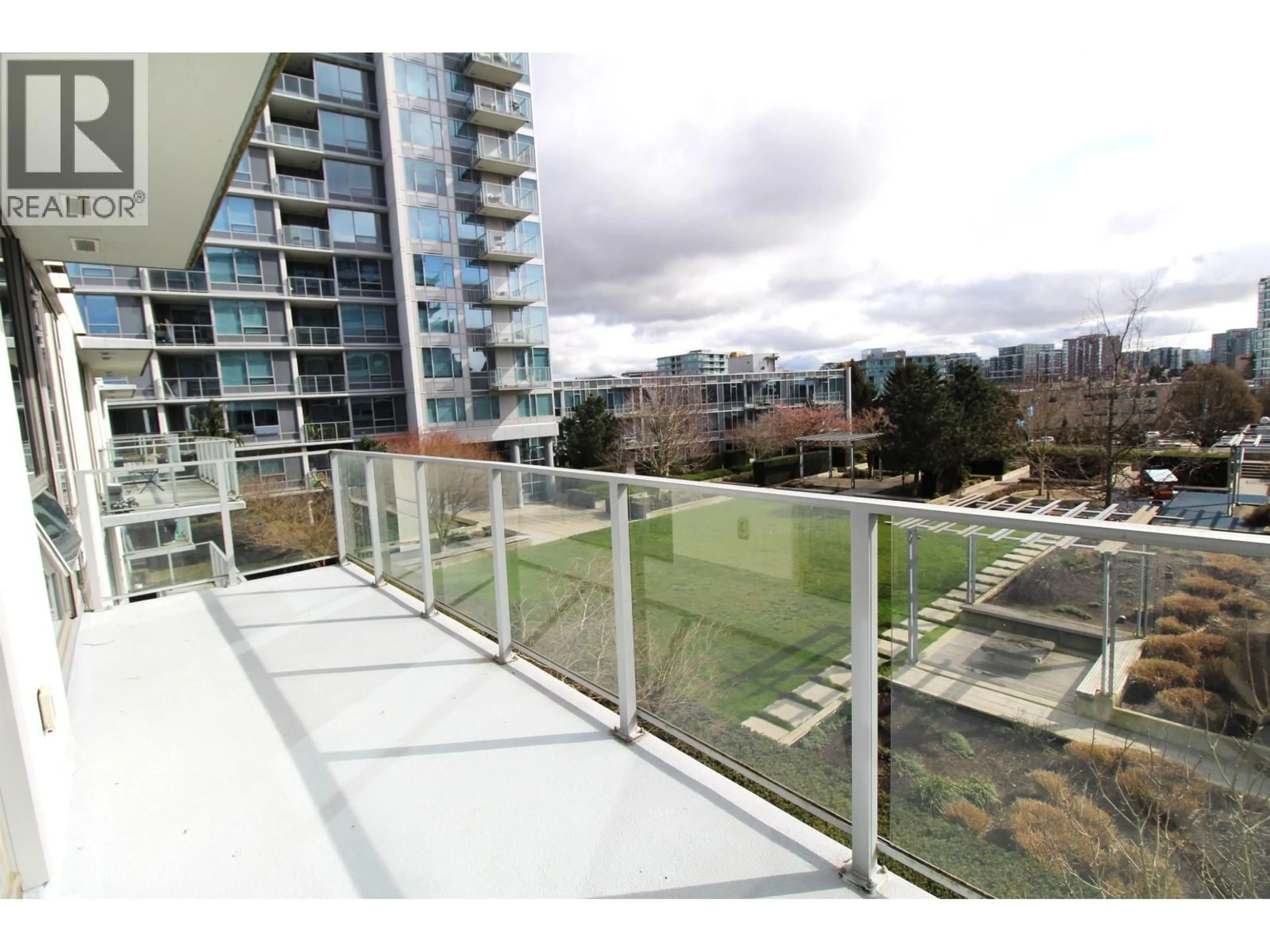 Balcony in the apartment, city buildings view from balcony for 623 - 5233 GILBERT ROAD, Richmond British Columbia V7C0B3