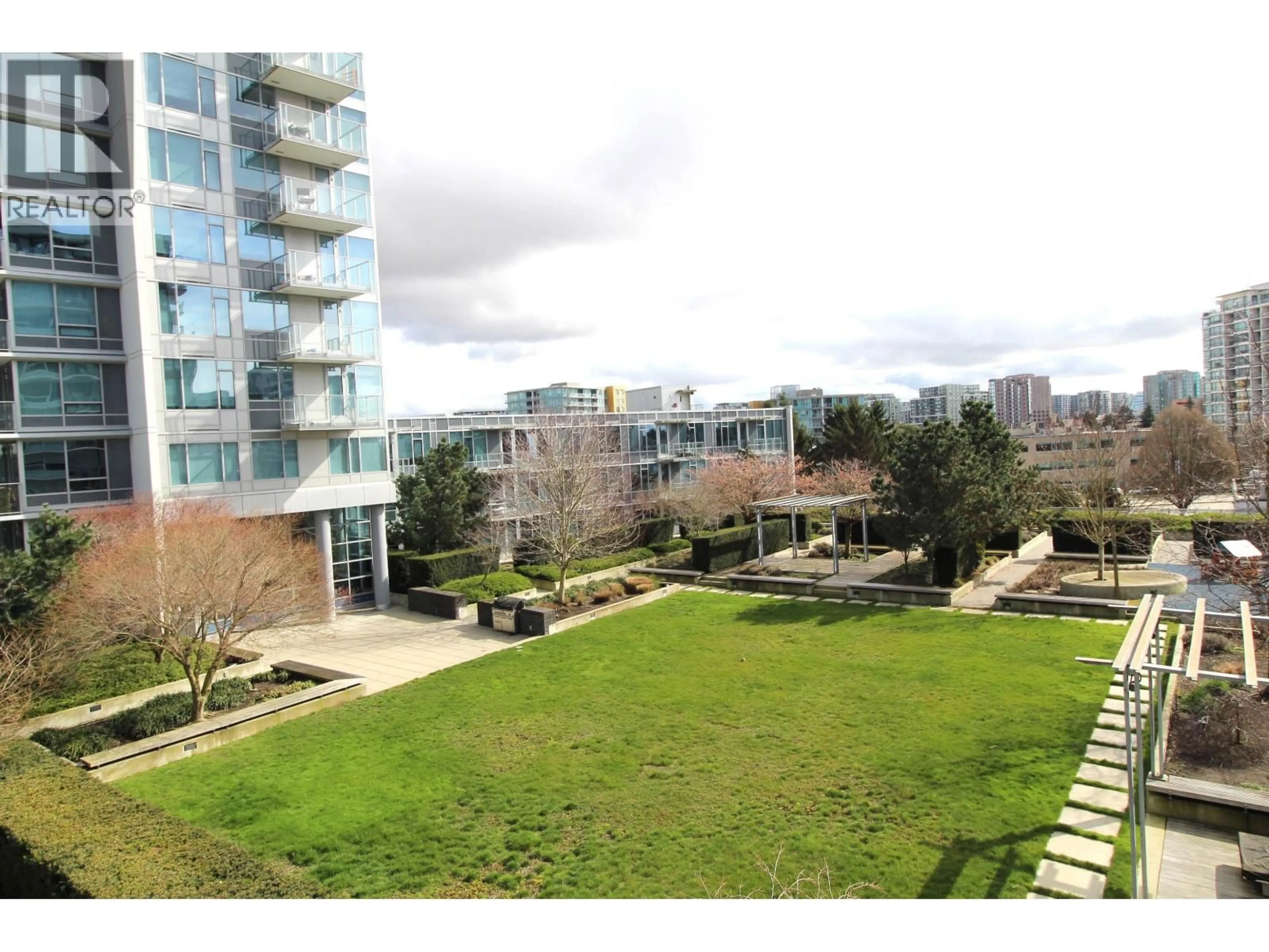 A pic from outside/outdoor area/front of a property/back of a property/a pic from drone, city buildings view from balcony for 623 - 5233 GILBERT ROAD, Richmond British Columbia V7C0B3