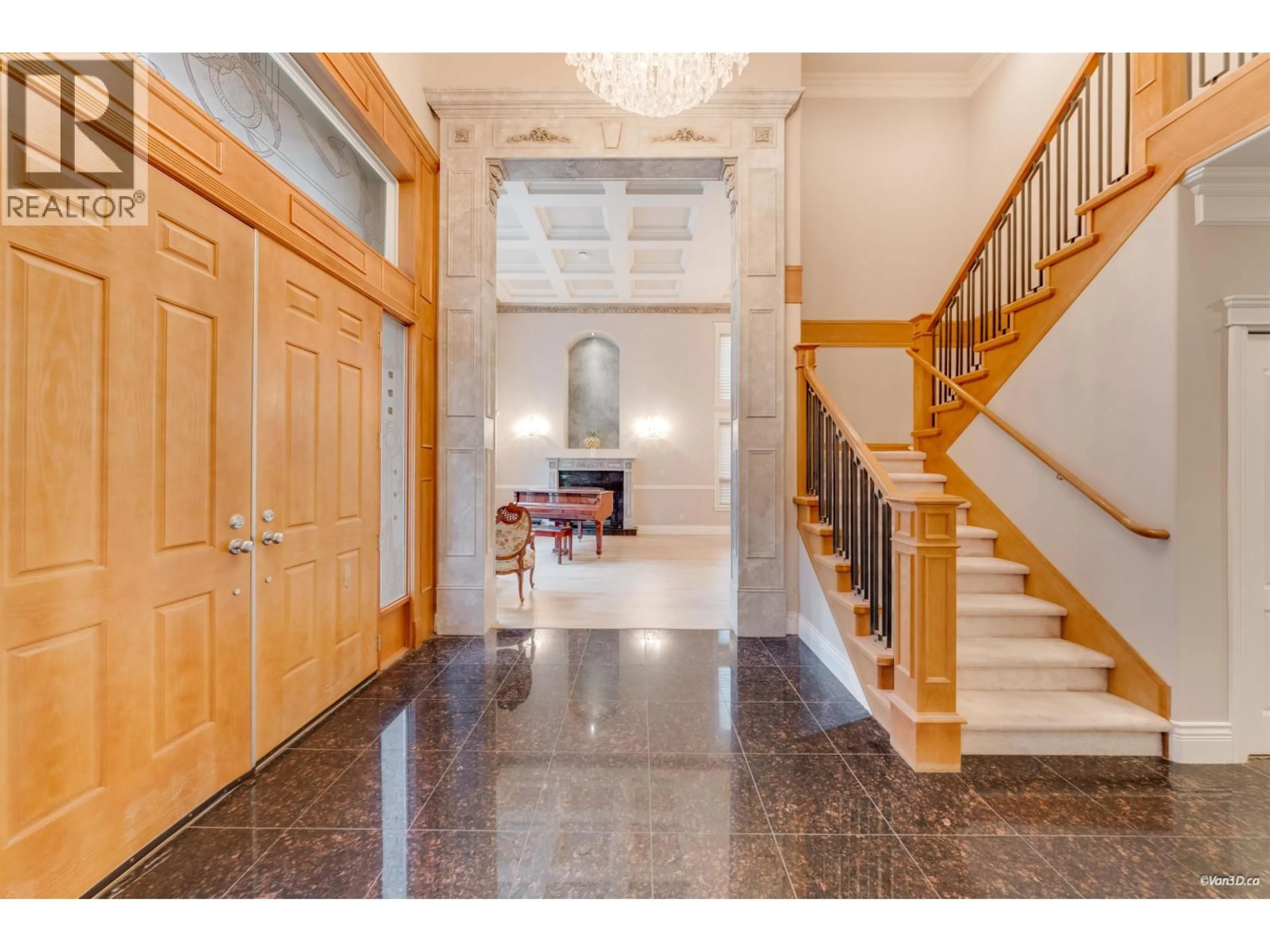 Indoor foyer for 10051 DEAGLE ROAD, Richmond British Columbia V7A1R3