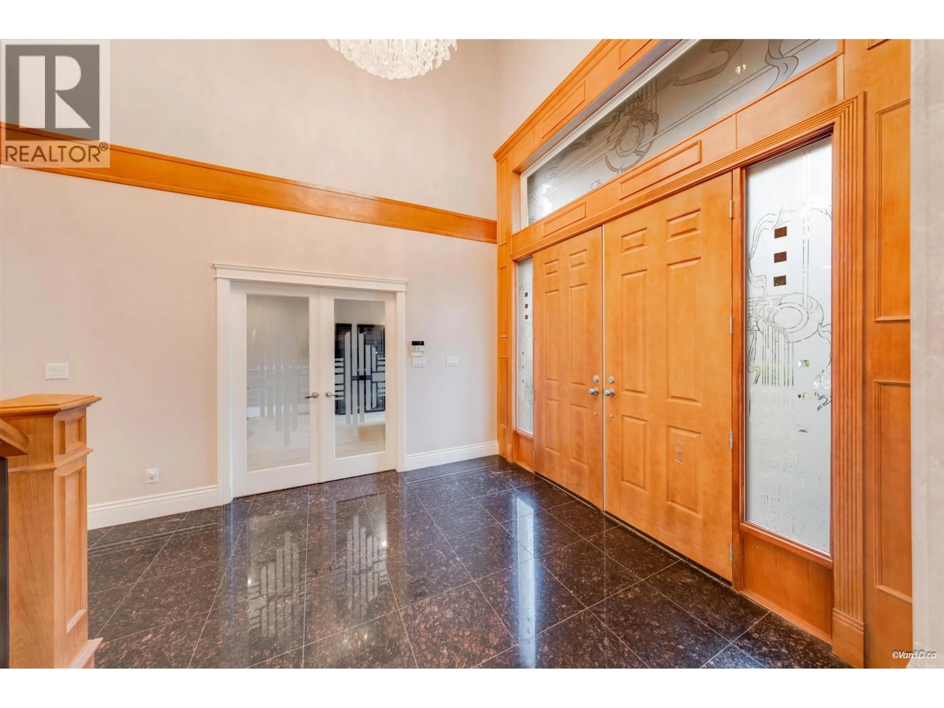 Indoor foyer for 10051 DEAGLE ROAD, Richmond British Columbia V7A1R3