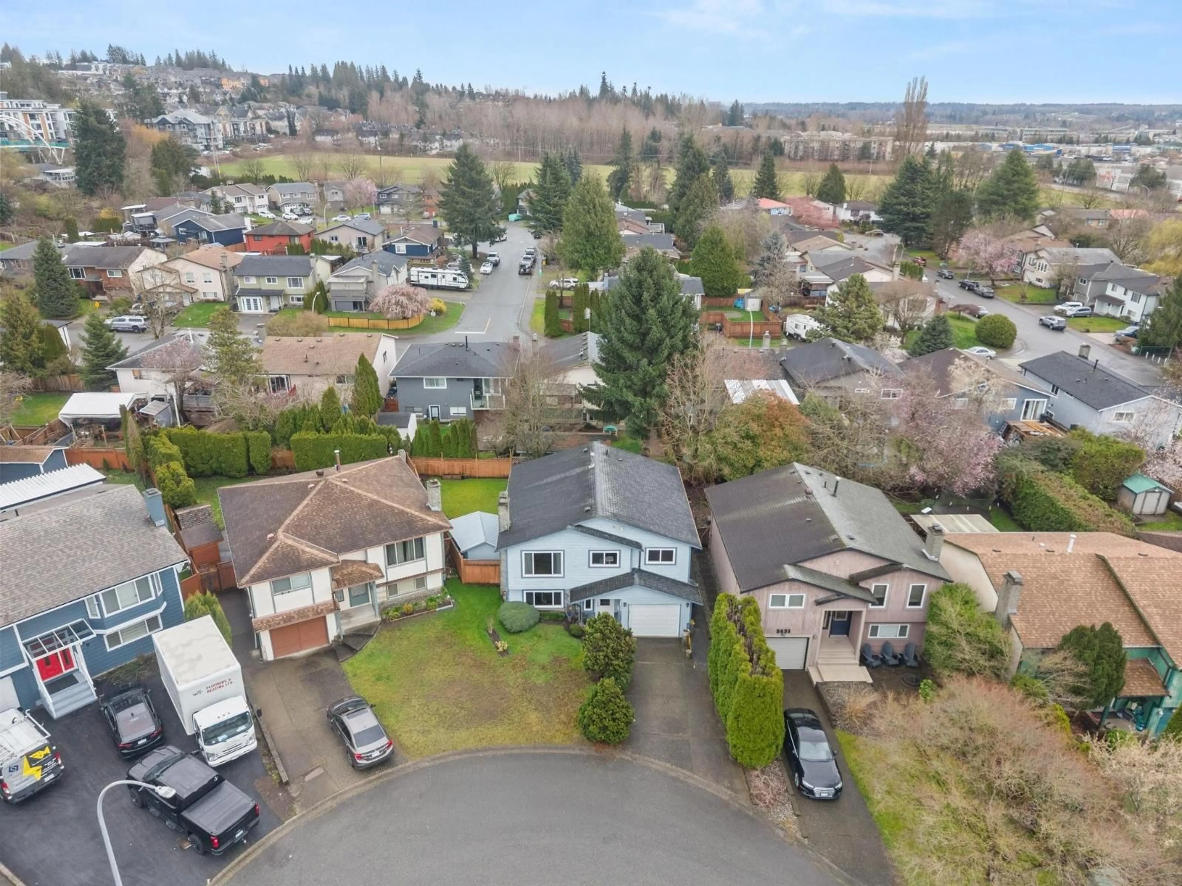 A pic from outside/outdoor area/front of a property/back of a property/a pic from drone, unknown for 2633 WILDWOOD COURT, Langley British Columbia V2Y1E8