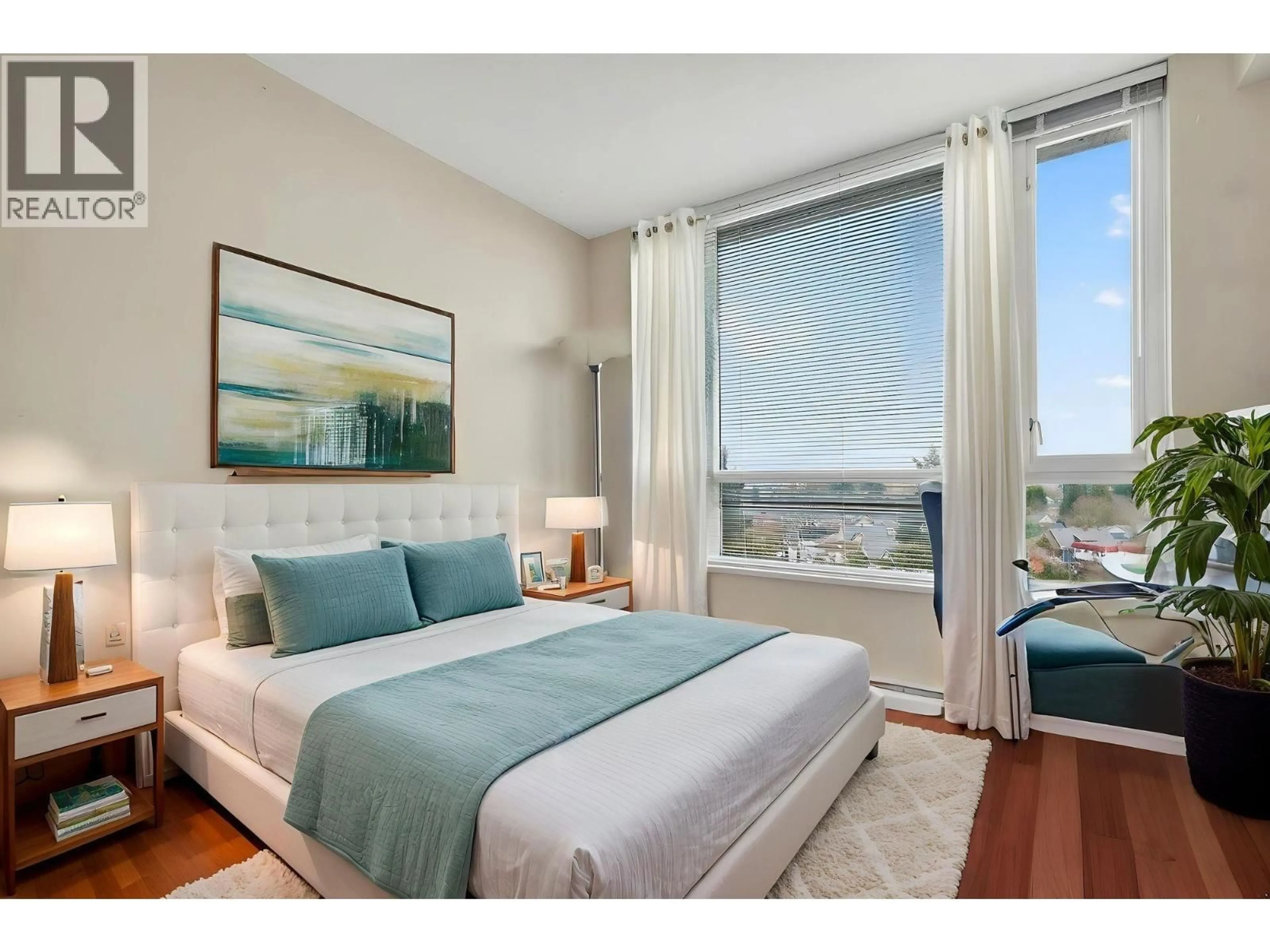 Bedroom with bed, unknown for 609 - 4028 KNIGHT STREET, Vancouver British Columbia V5N3M2