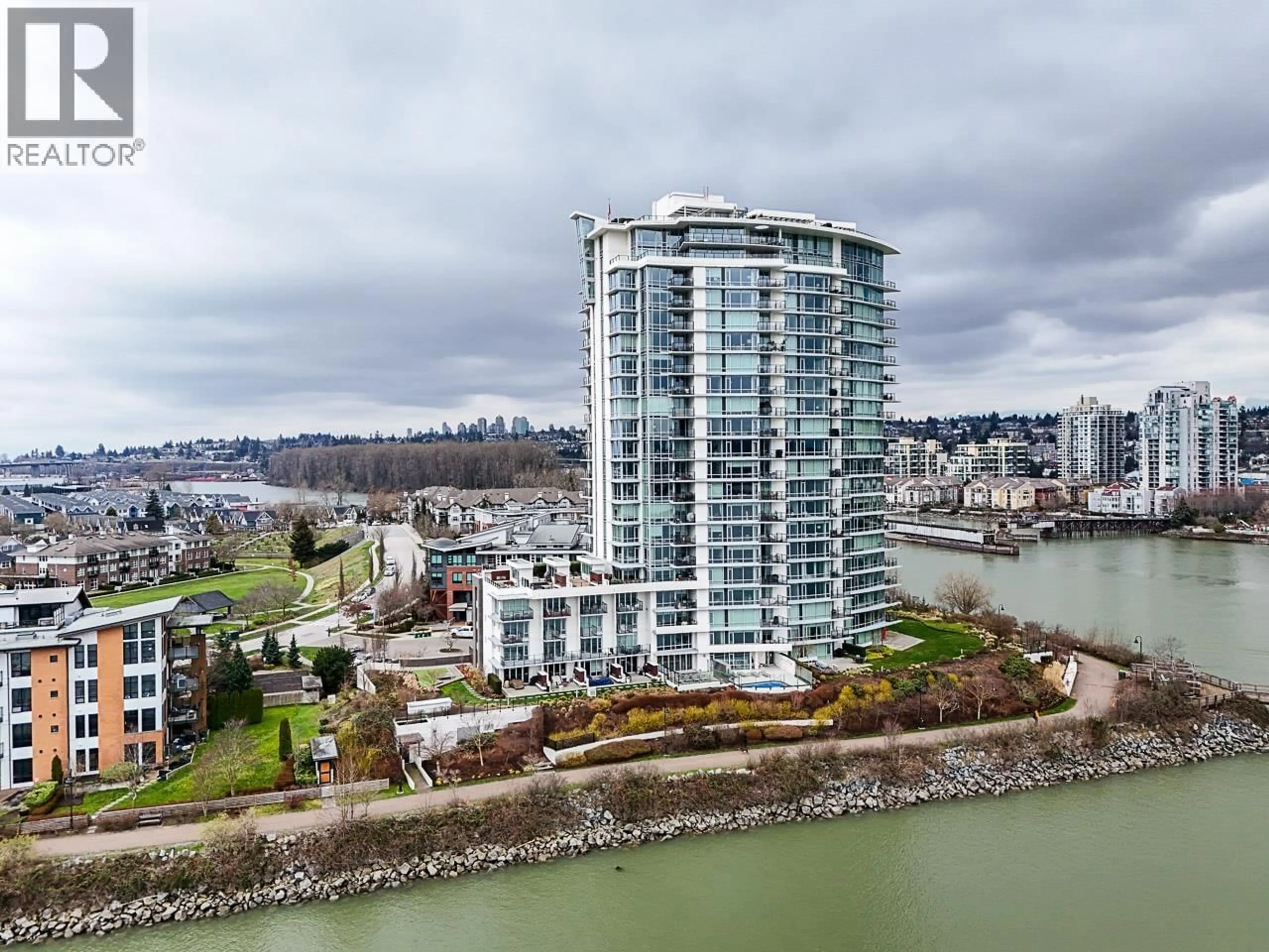 A pic from outside/outdoor area/front of a property/back of a property/a pic from drone, water/lake/river/ocean view for TH511 - 210 SALTER STREET, New Westminster British Columbia V3M0J9