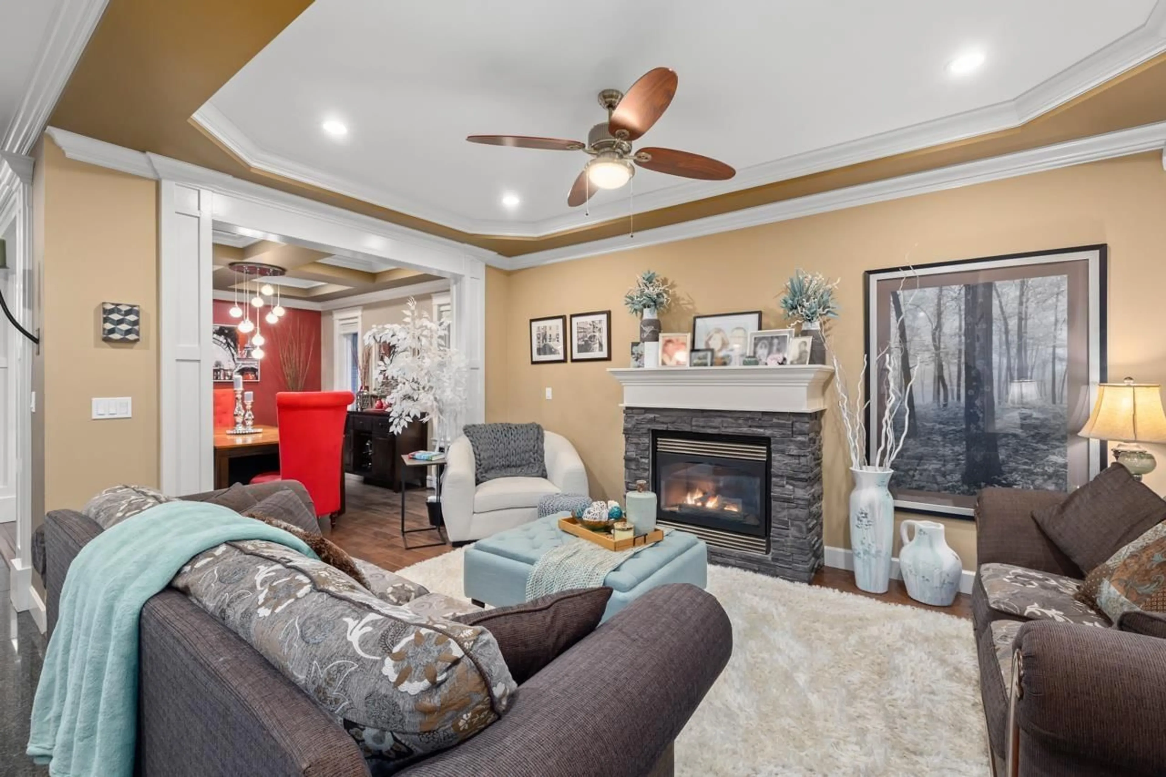 Living room with furniture, unknown for 32621 MAYNARD PLACE, Mission British Columbia V4S0B7