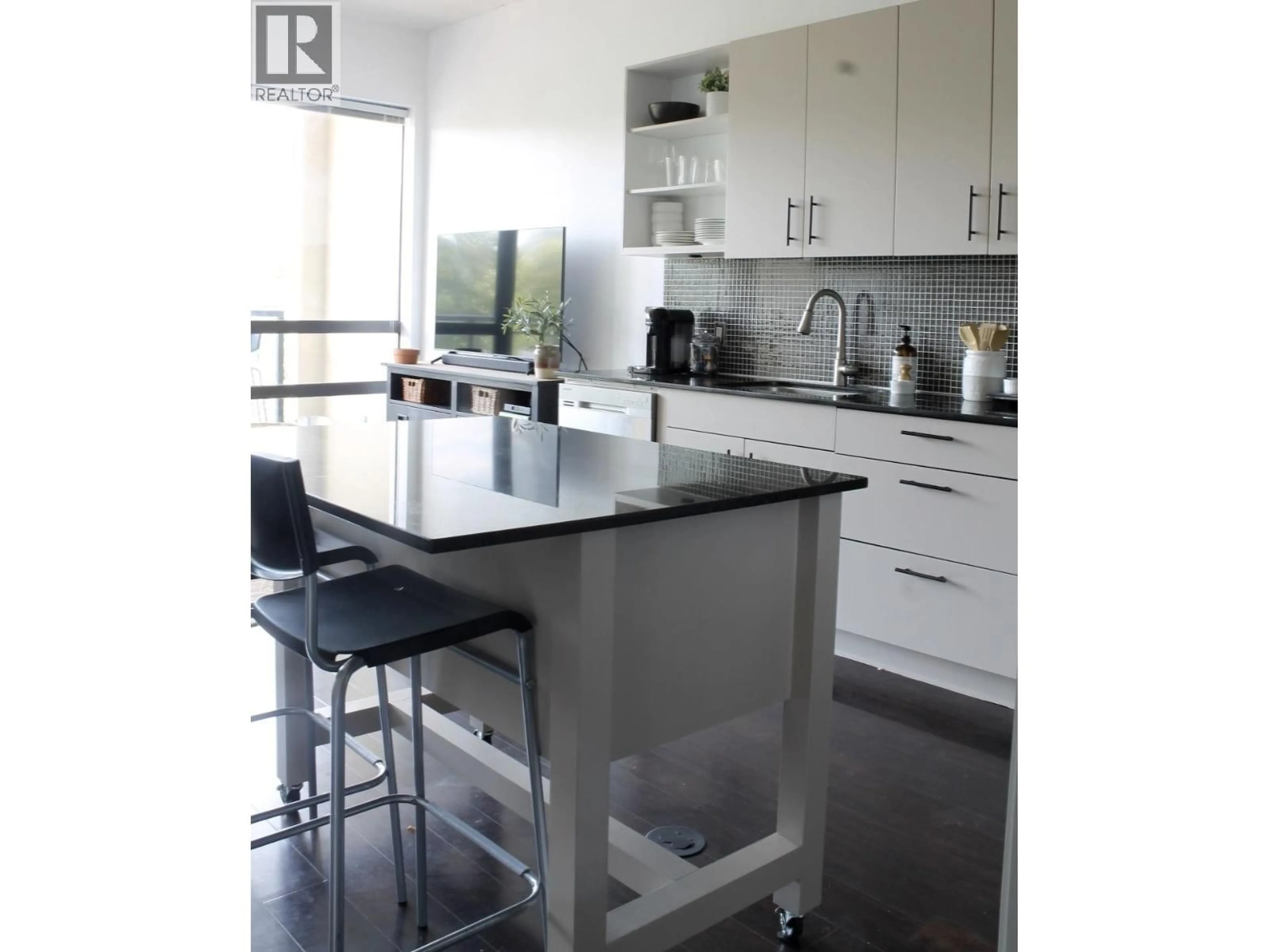 Contemporary kitchen, unknown for 710 - 121 BREW STREET, Port Moody British Columbia V3H0E2