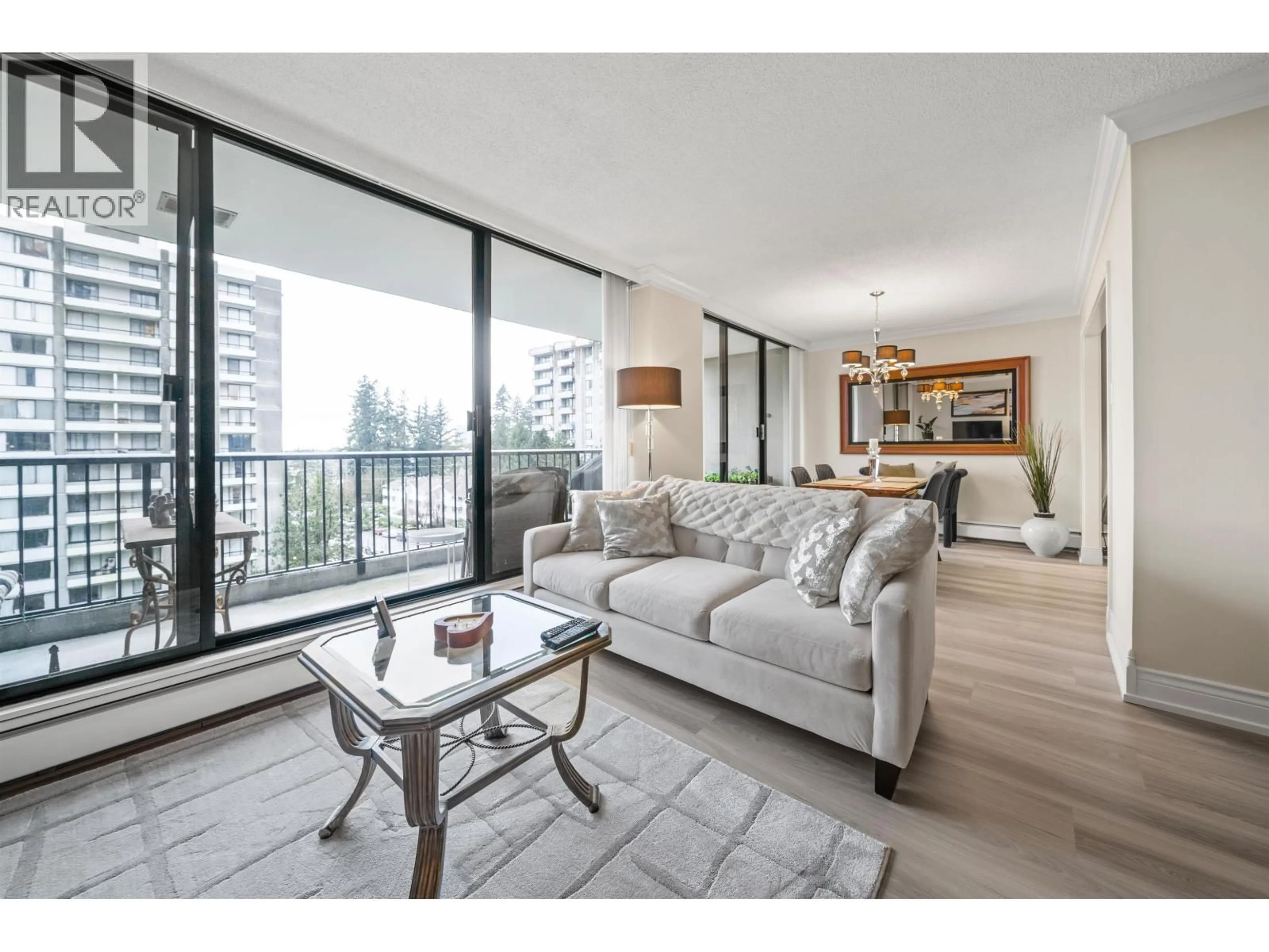 Living room with furniture, wood/laminate floor for 502 - 710 SEVENTH AVENUE, New Westminster British Columbia V3M5V3