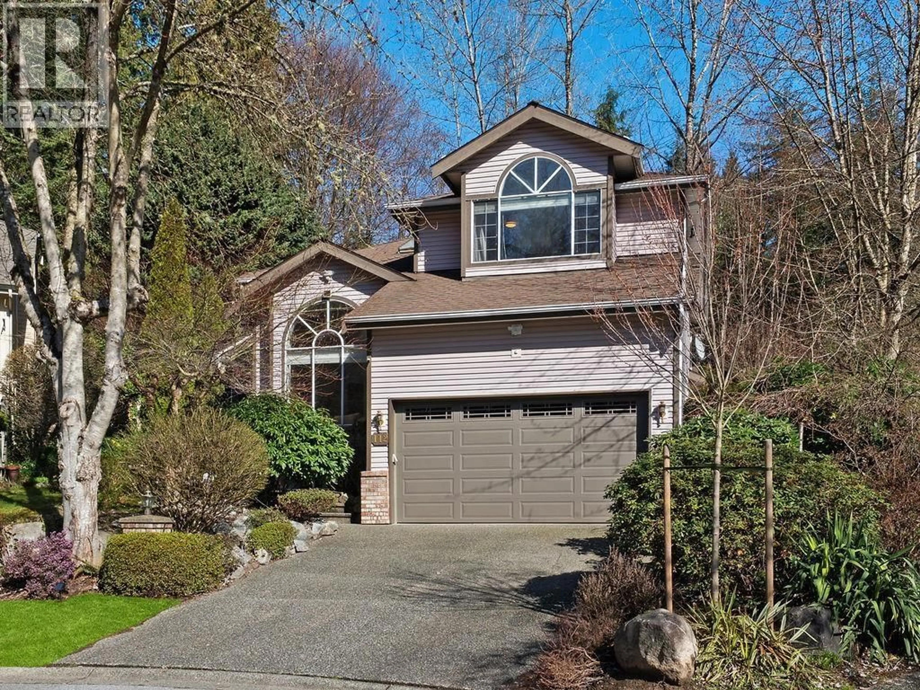 Home with vinyl exterior material, street for 112 PARKSIDE DRIVE, Port Moody British Columbia V3H4W8
