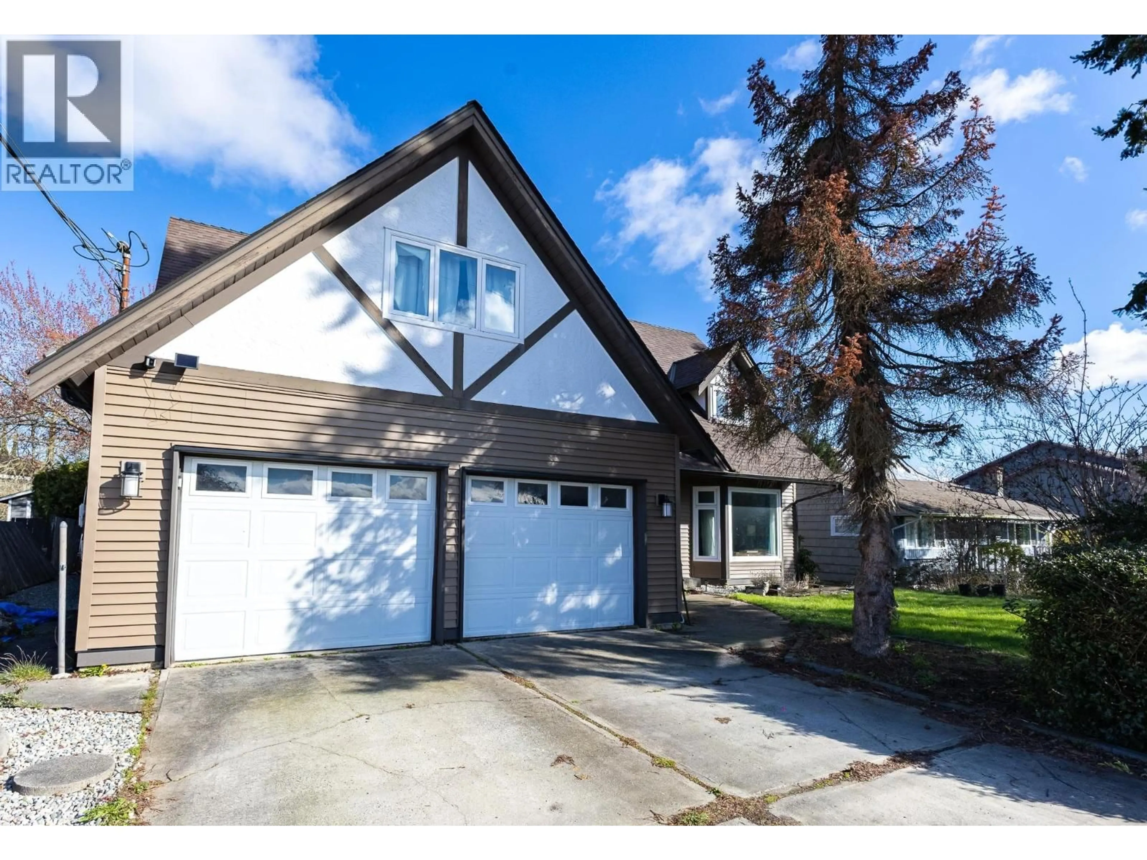 Home with vinyl exterior material, street for 6341 43A AVENUE, Delta British Columbia V4K1B3