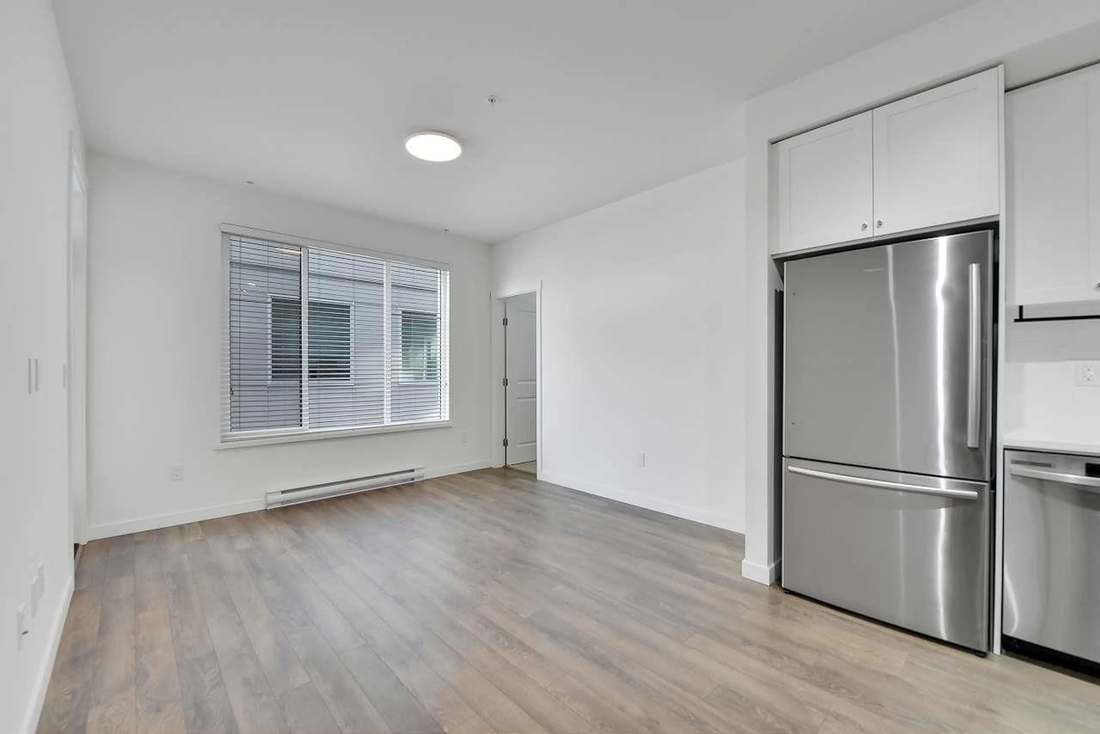 A pic of a room for 207 - 15835 85 AVENUE, Surrey British Columbia V4N6W6