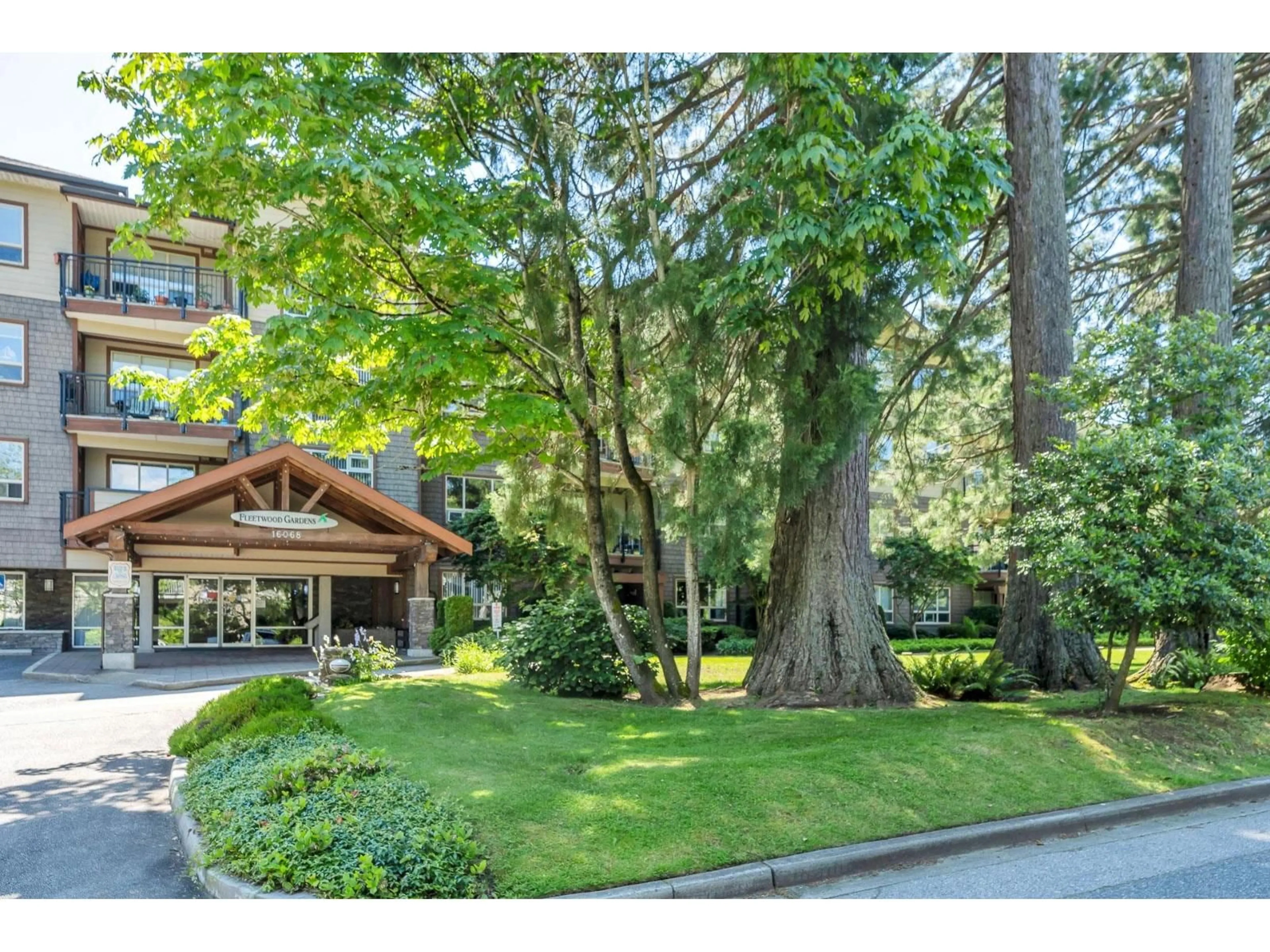 Unknown for 405 - 16068 83 AVENUE AVENUE, Surrey British Columbia V3S8M2