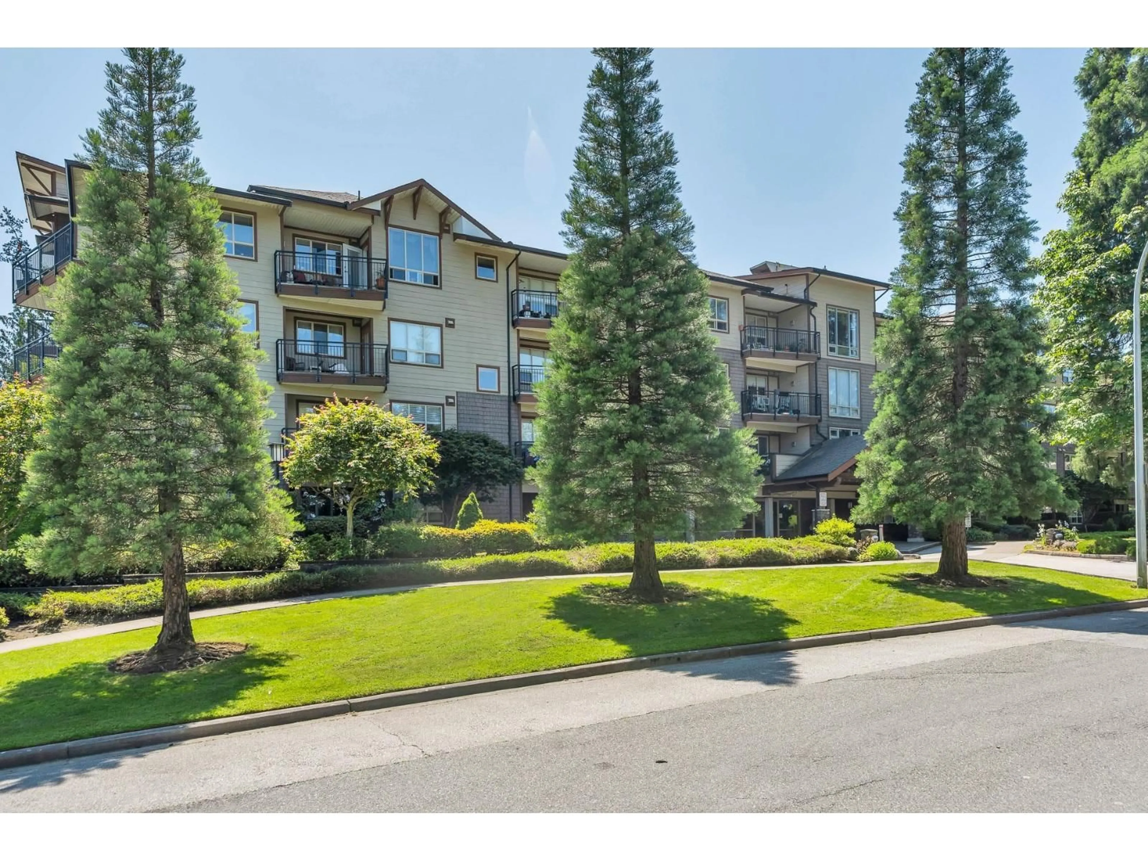 Unknown for 405 - 16068 83 AVENUE AVENUE, Surrey British Columbia V3S8M2