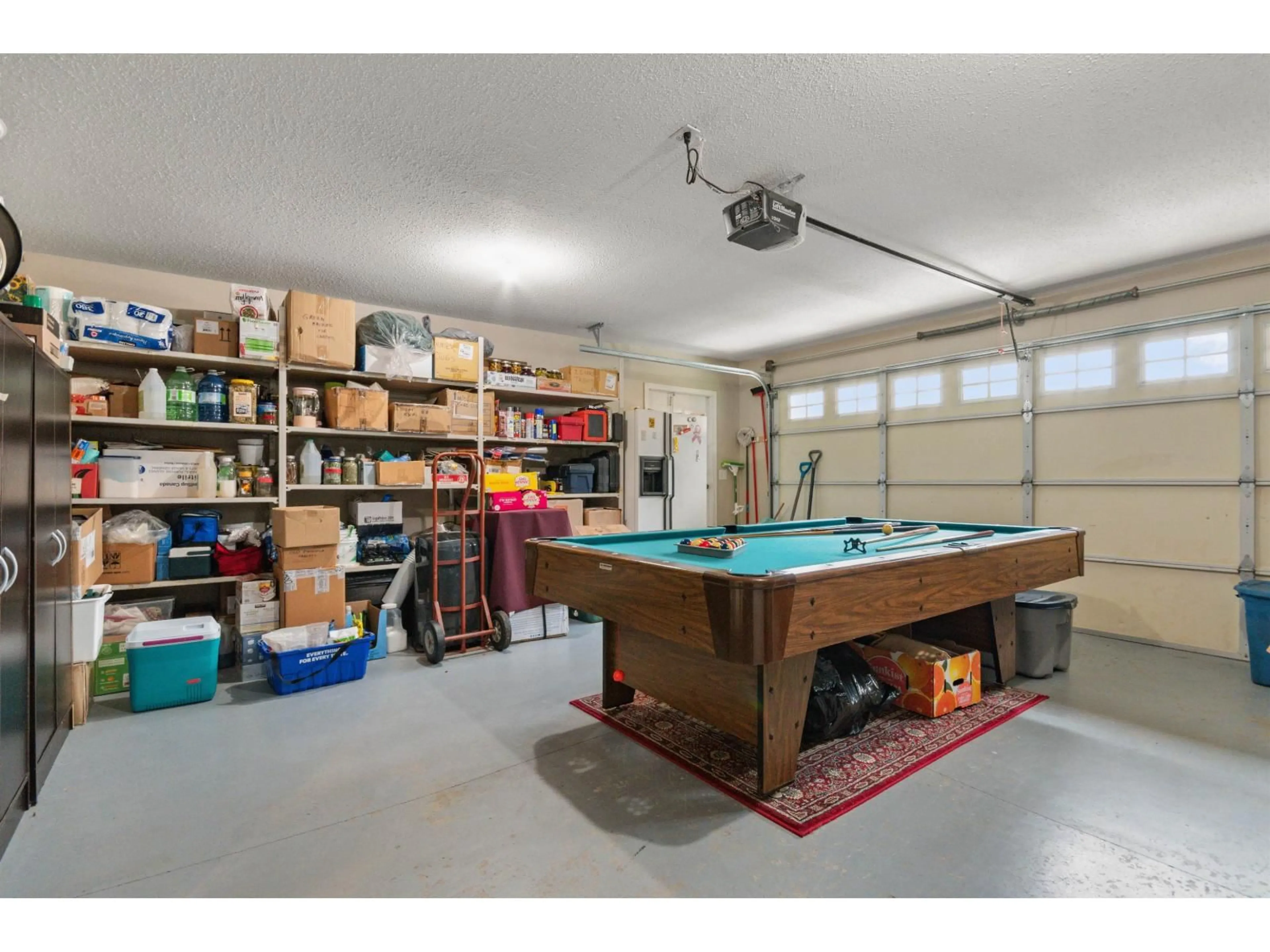 Indoor garage for 9 - 349 WALNUT AVENUE, Harrison Hot Springs British Columbia V0M1K0