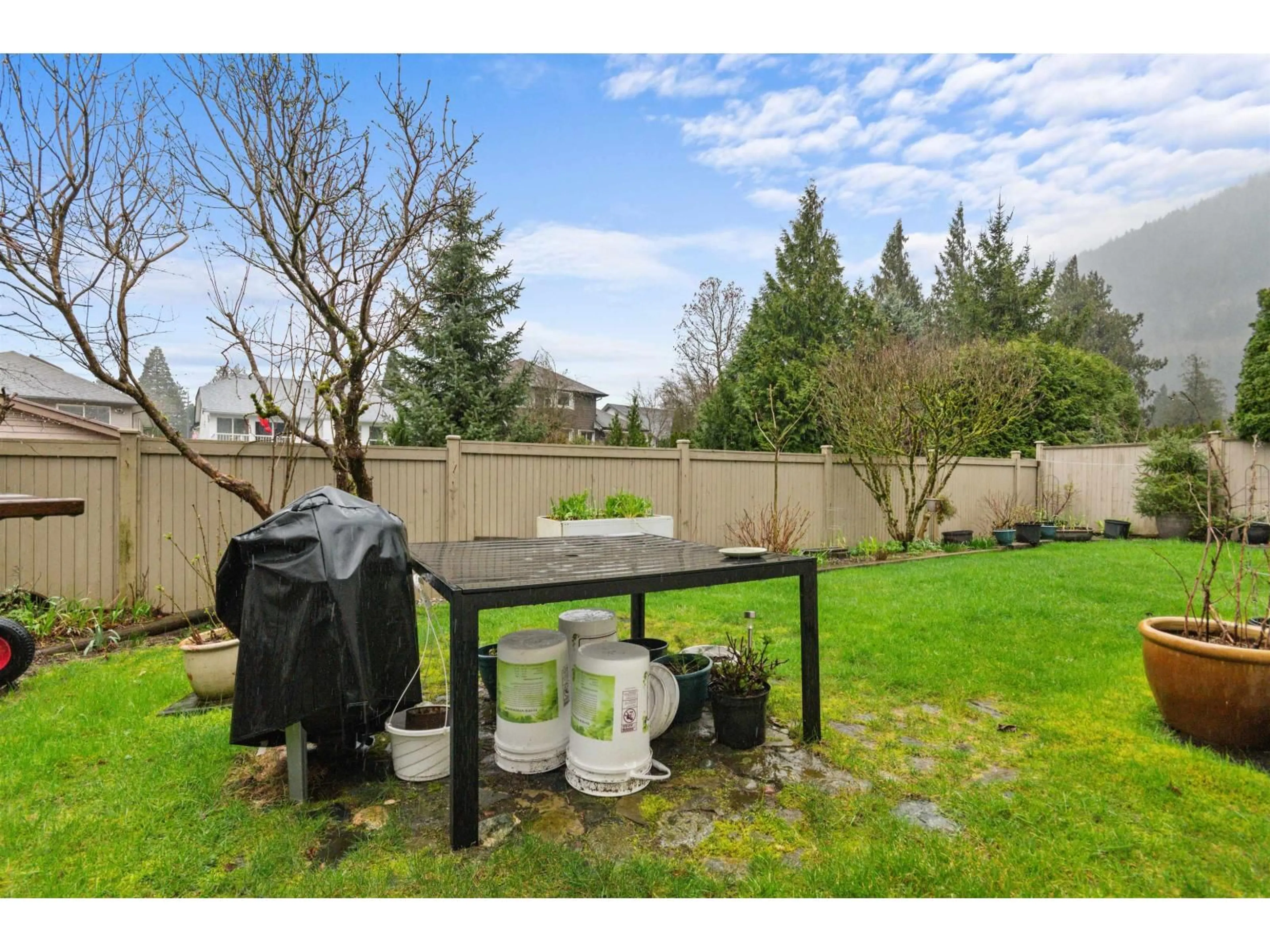 Patio, water/lake/river/ocean view for 9 - 349 WALNUT AVENUE, Harrison Hot Springs British Columbia V0M1K0