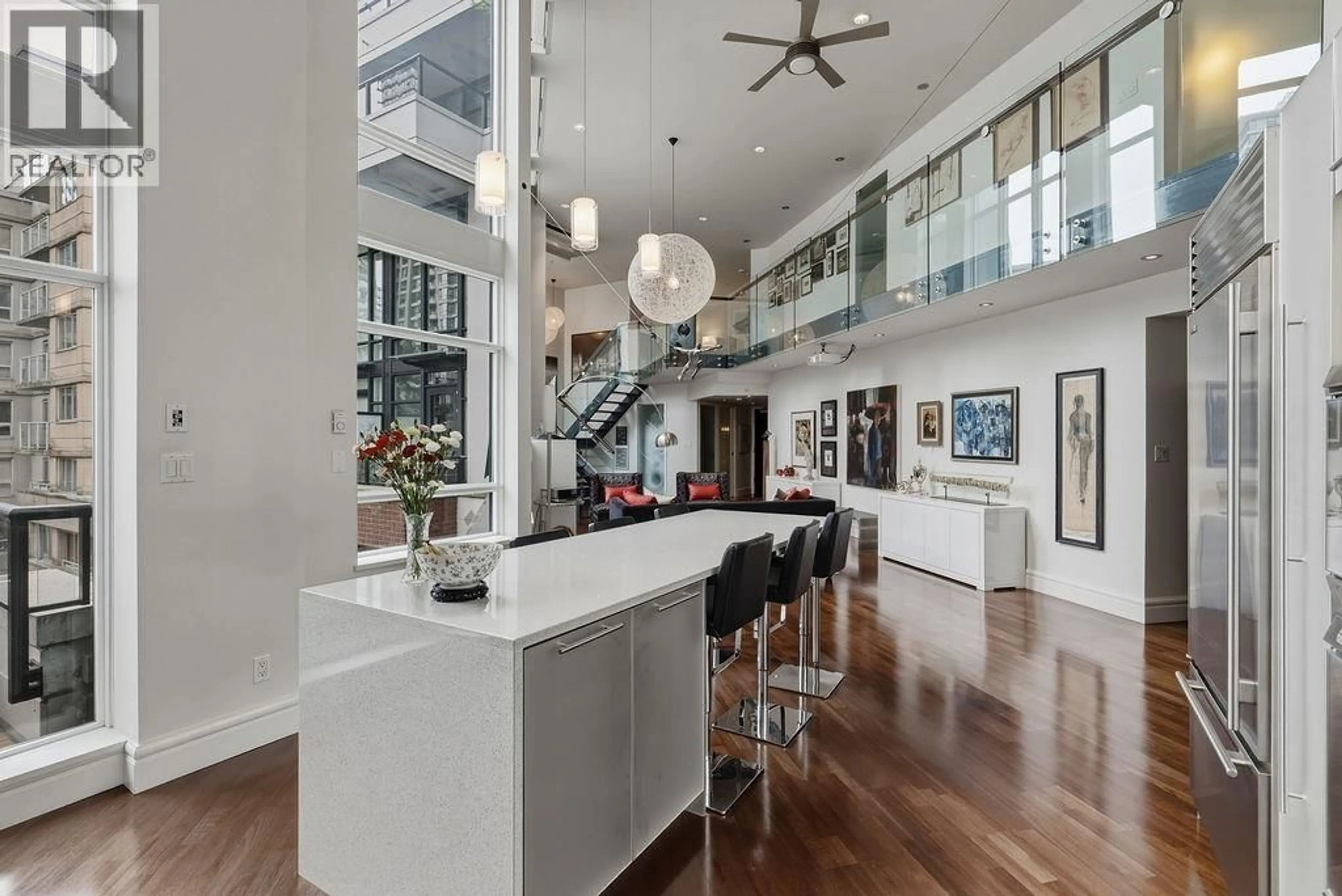 Open concept kitchen, unknown for 401 - 988 RICHARDS STREET, Vancouver British Columbia V6B8R2