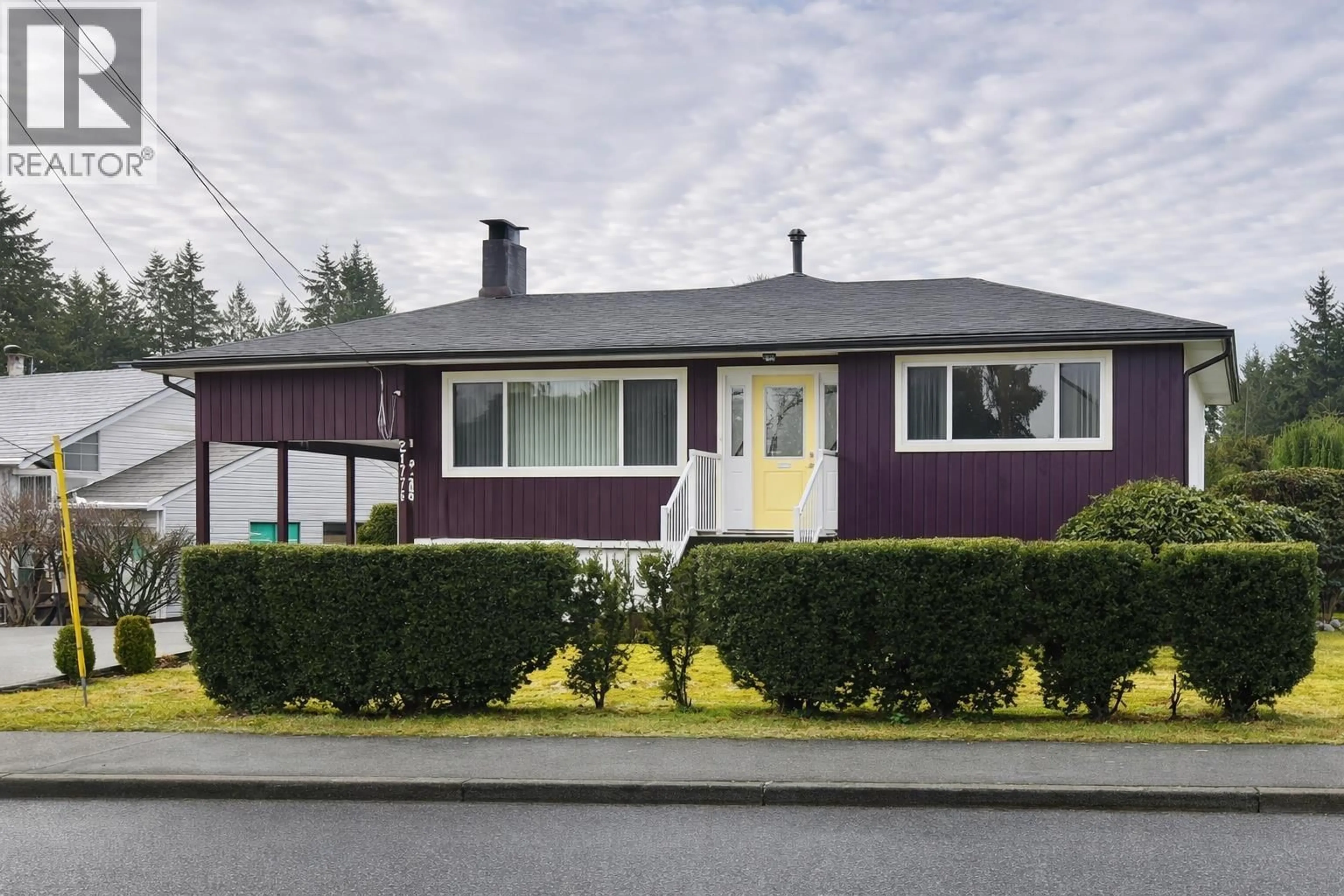 Home with vinyl exterior material, street for 21776 MOUNTAINVIEW CRESCENT, Maple Ridge British Columbia V2X3V1