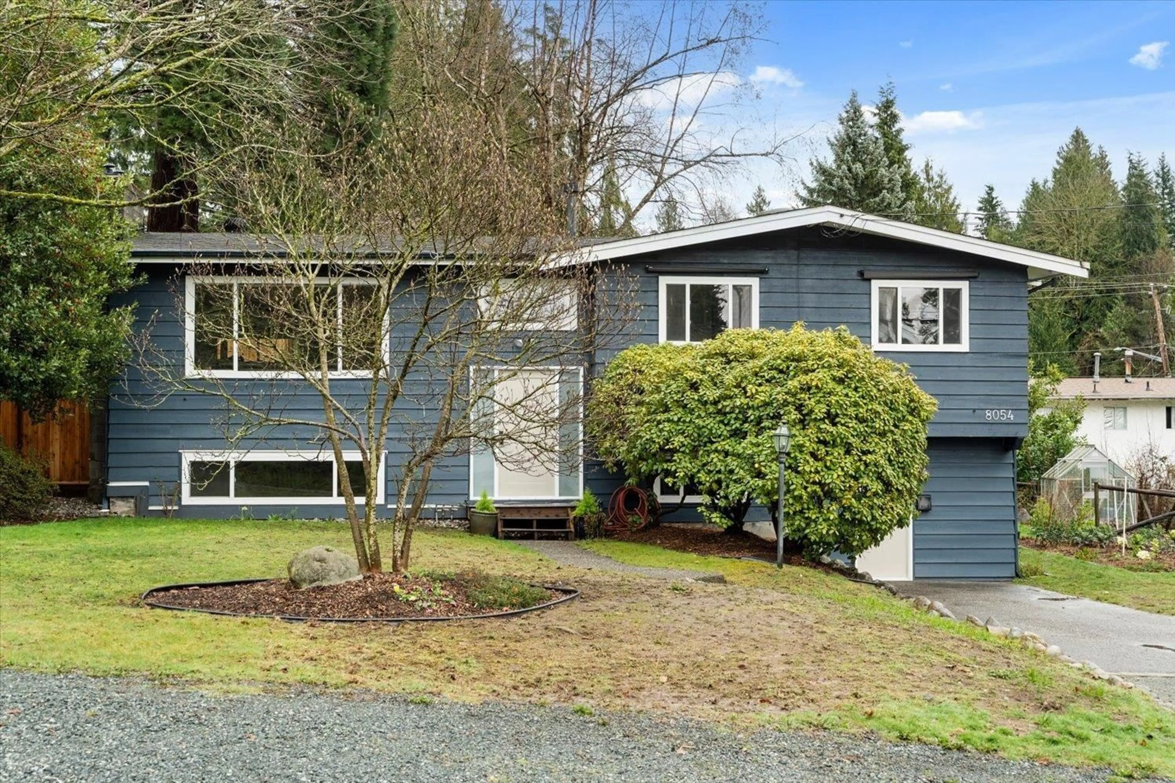 Home with vinyl exterior material, street for 8054 BROWN CRESCENT, Mission British Columbia V2V4K5