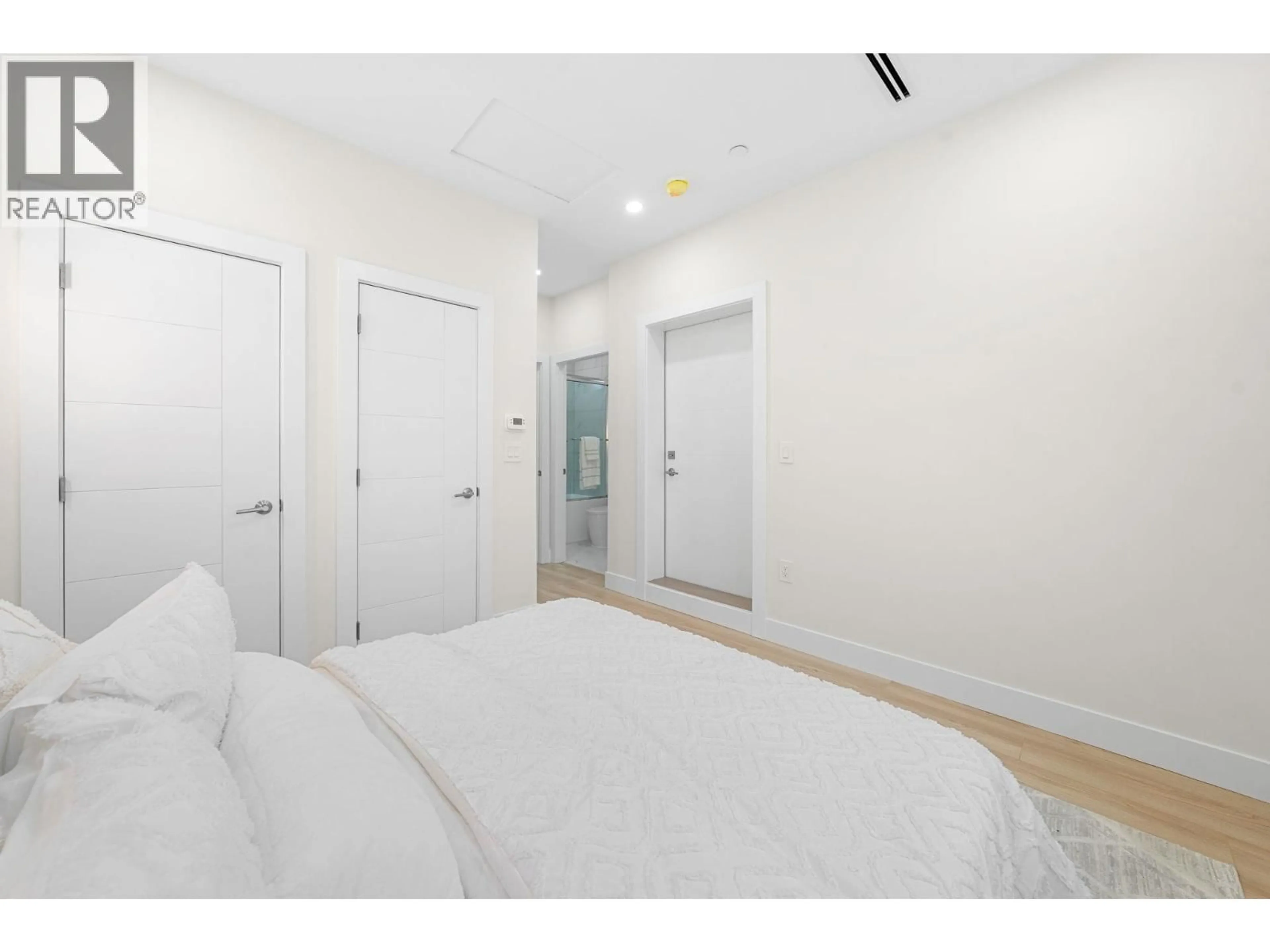 A pic of a room for 1 - 3581 HAIDA DRIVE, Vancouver British Columbia V5M3Y9