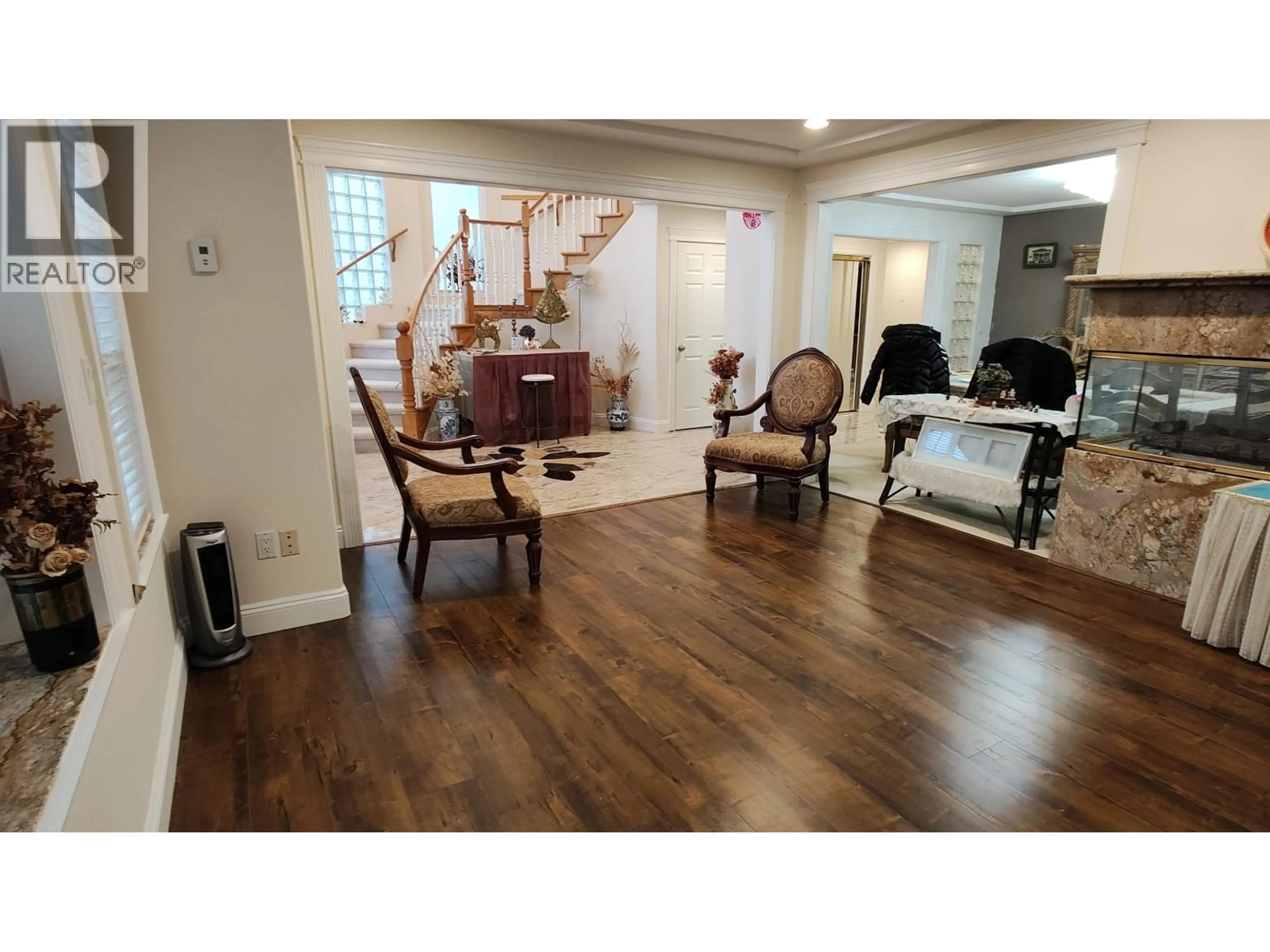 Unknown for 8675 ARMSTRONG AVENUE, Burnaby British Columbia V3N2H4