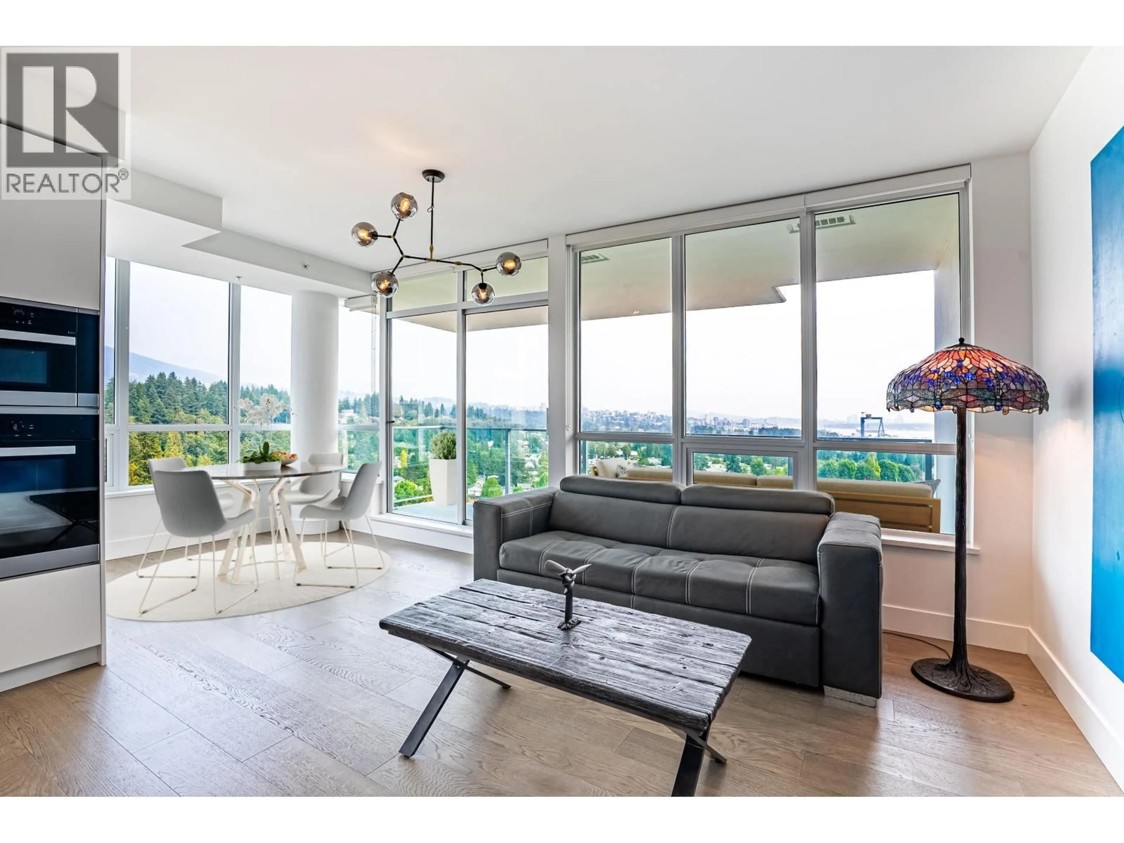 Living room with furniture, wood/laminate floor for 1601 - 1632 LIONS GATE LANE, North Vancouver British Columbia V7P0E2