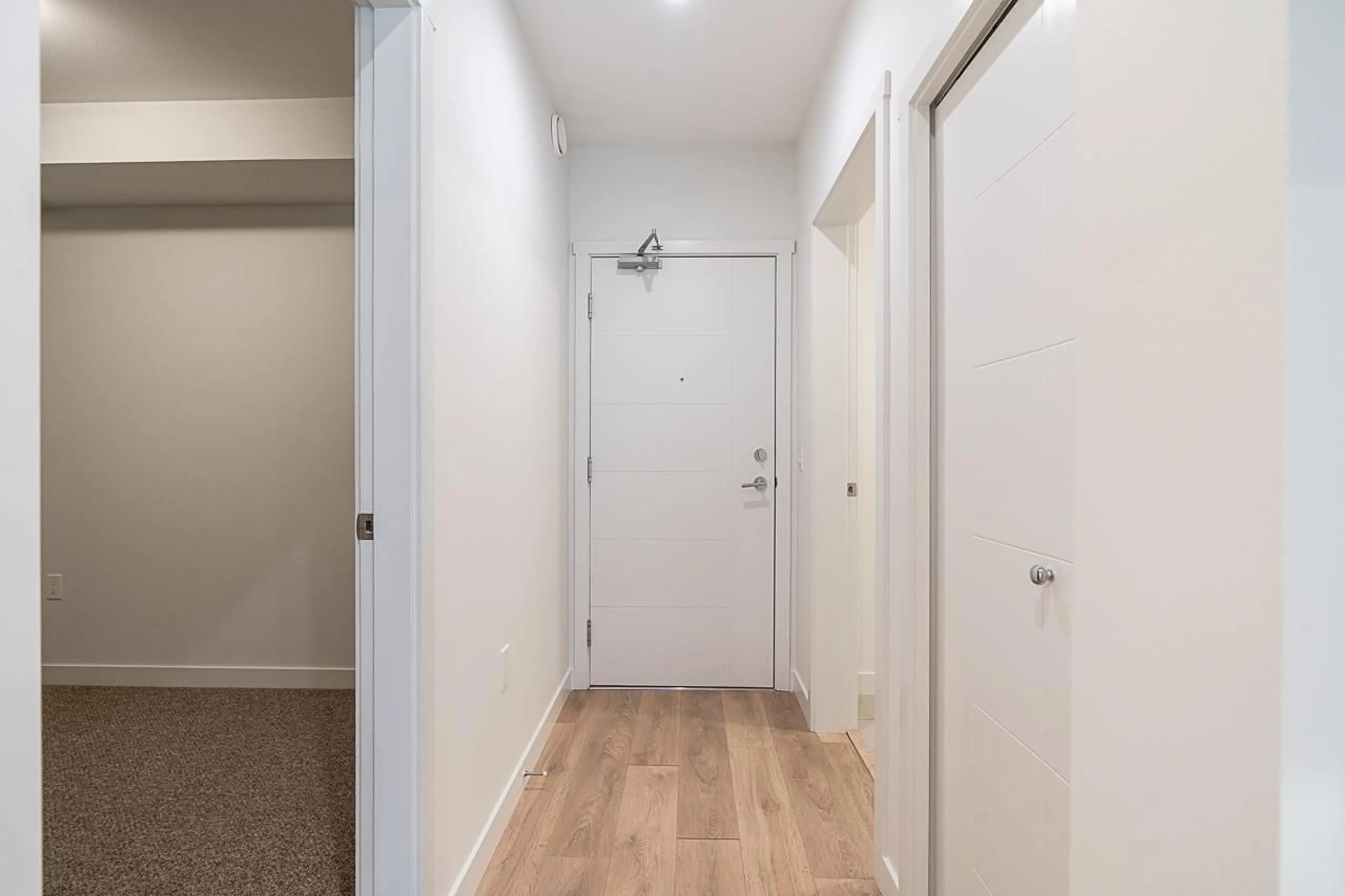 Indoor entryway for 315 - 5415 BRYDON CRESCENT, Langley British Columbia V3A0N4