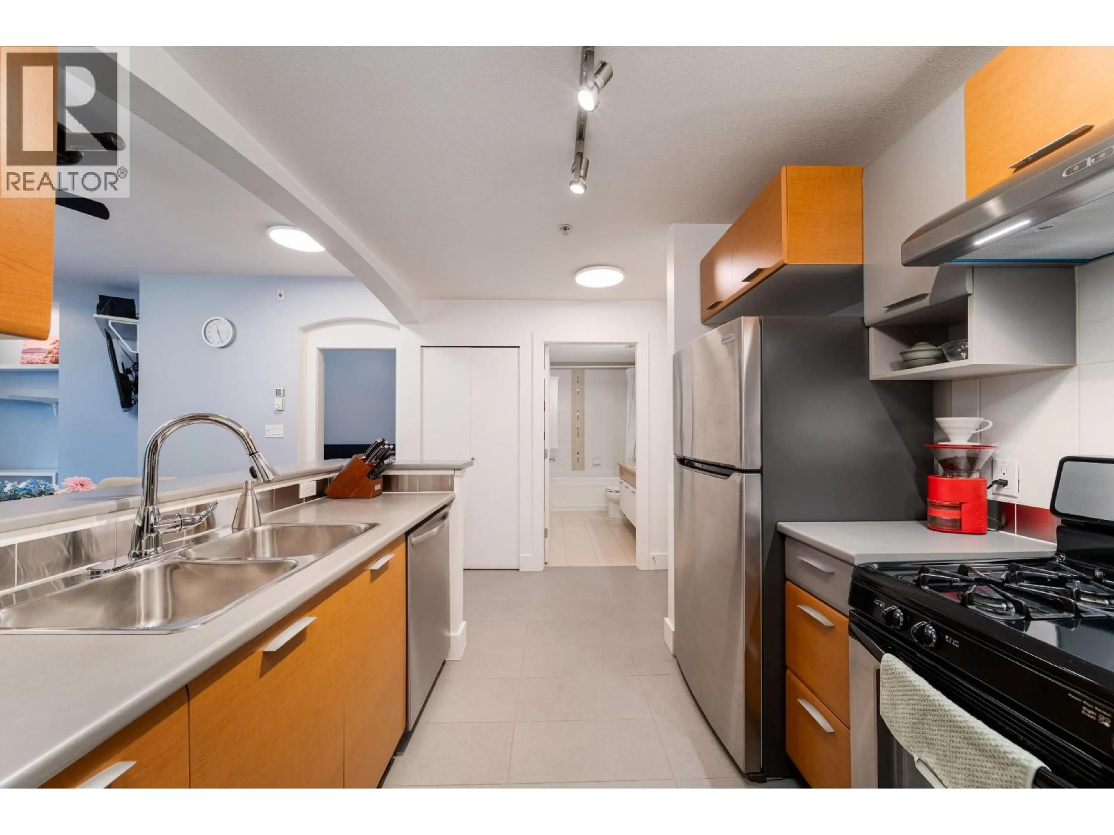Standard kitchen, unknown for 322 - 6033 KATSURA STREET, Richmond British Columbia V6Y0B3